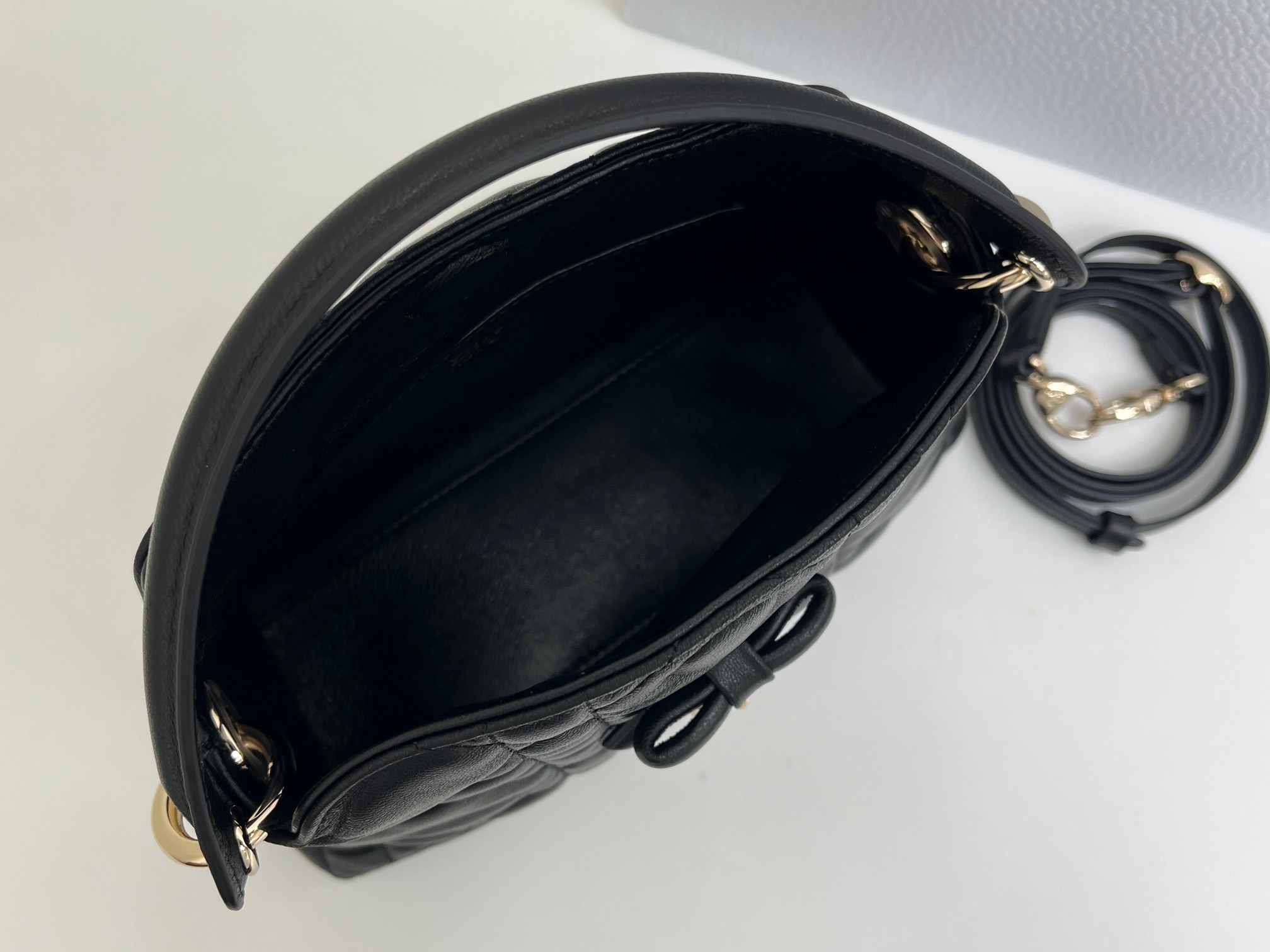 Cheap Dior AAA Quality Handbags in 226114, $135 USD- [IB226114] - Replica Dior AAA Quality Handbags