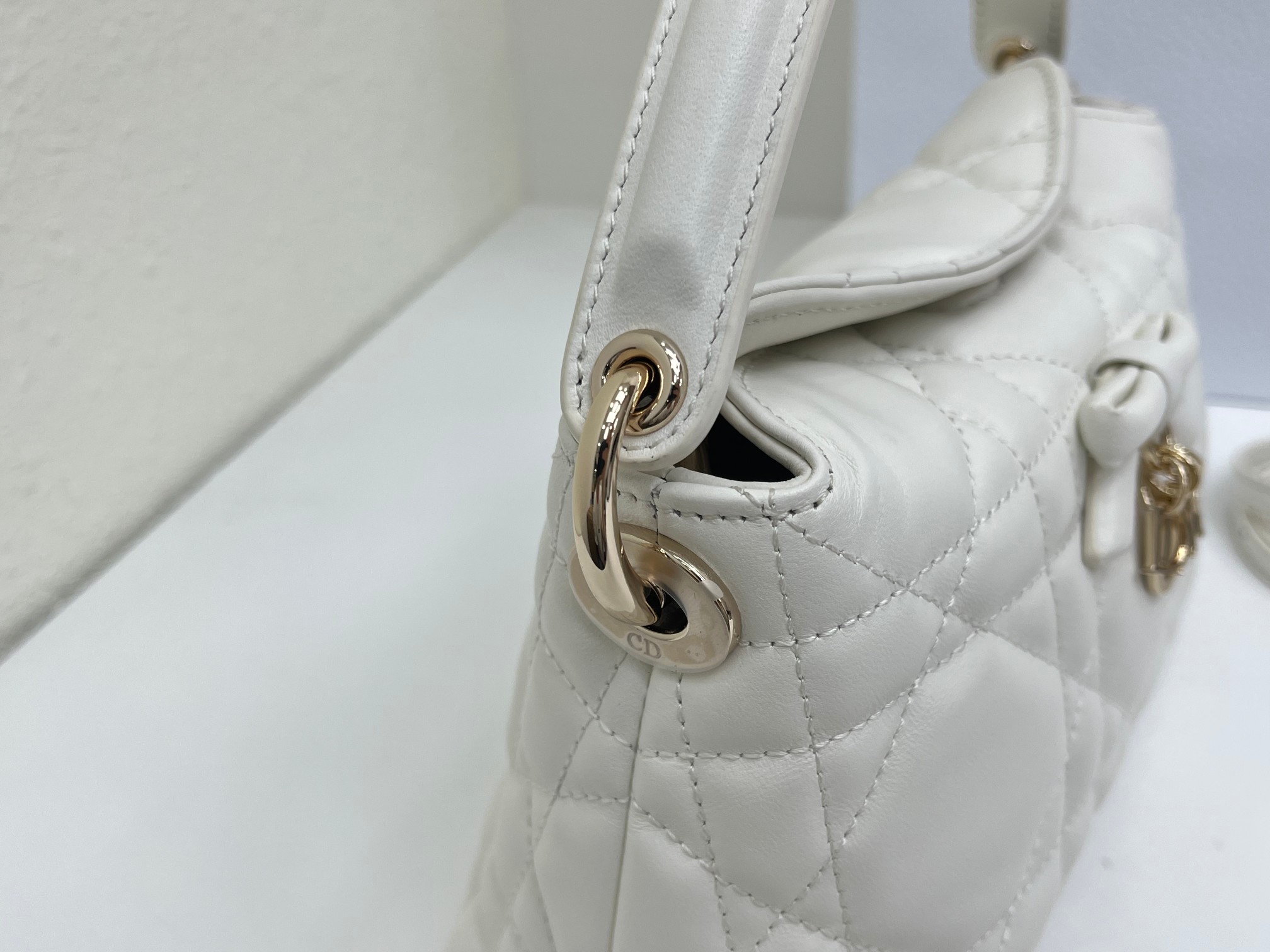 Cheap Dior AAA Quality Handbags in 226117, $135 USD- [IB226117] - Replica Dior AAA Quality Handbags