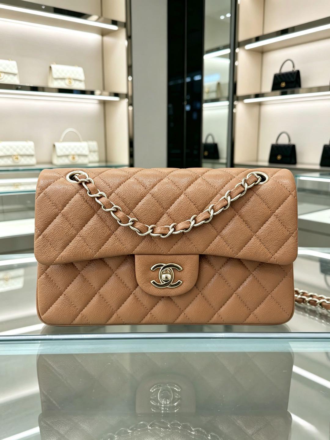 Cheap Chanel AAA quality Handbags in 226121, $130 USD- [IB226121] - Replica Chanel AAA quality Handbags
