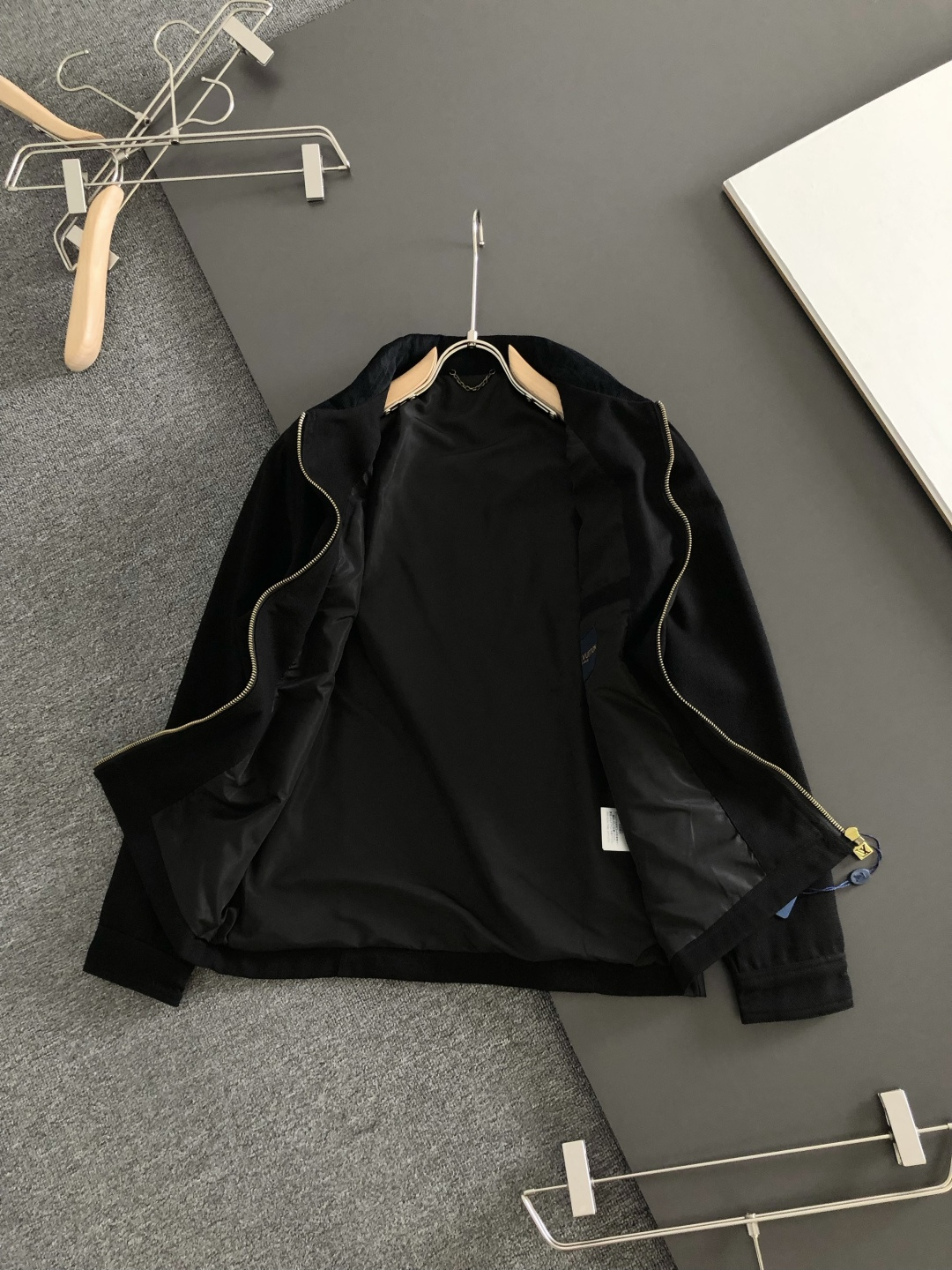 Cheap Louis Vuitton Thin Jackets For Men in 226136, $95 USD- [IB226136] - Replica Louis Vuitton Thin Jackets For Men