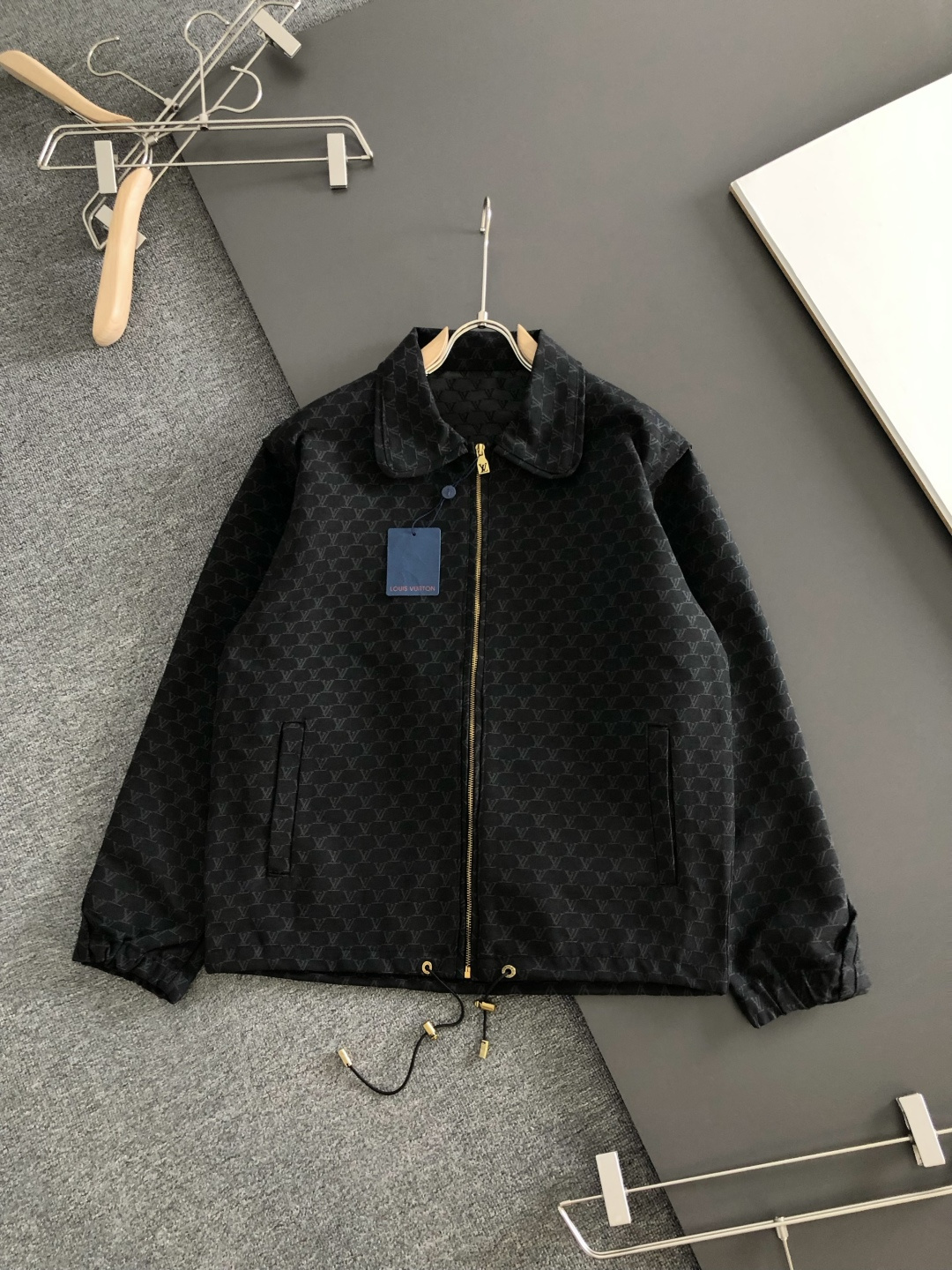 Cheap Louis Vuitton Thin Jackets For Men in 226137, $95 USD- [IB226137] - Replica Louis Vuitton Thin Jackets For Men
