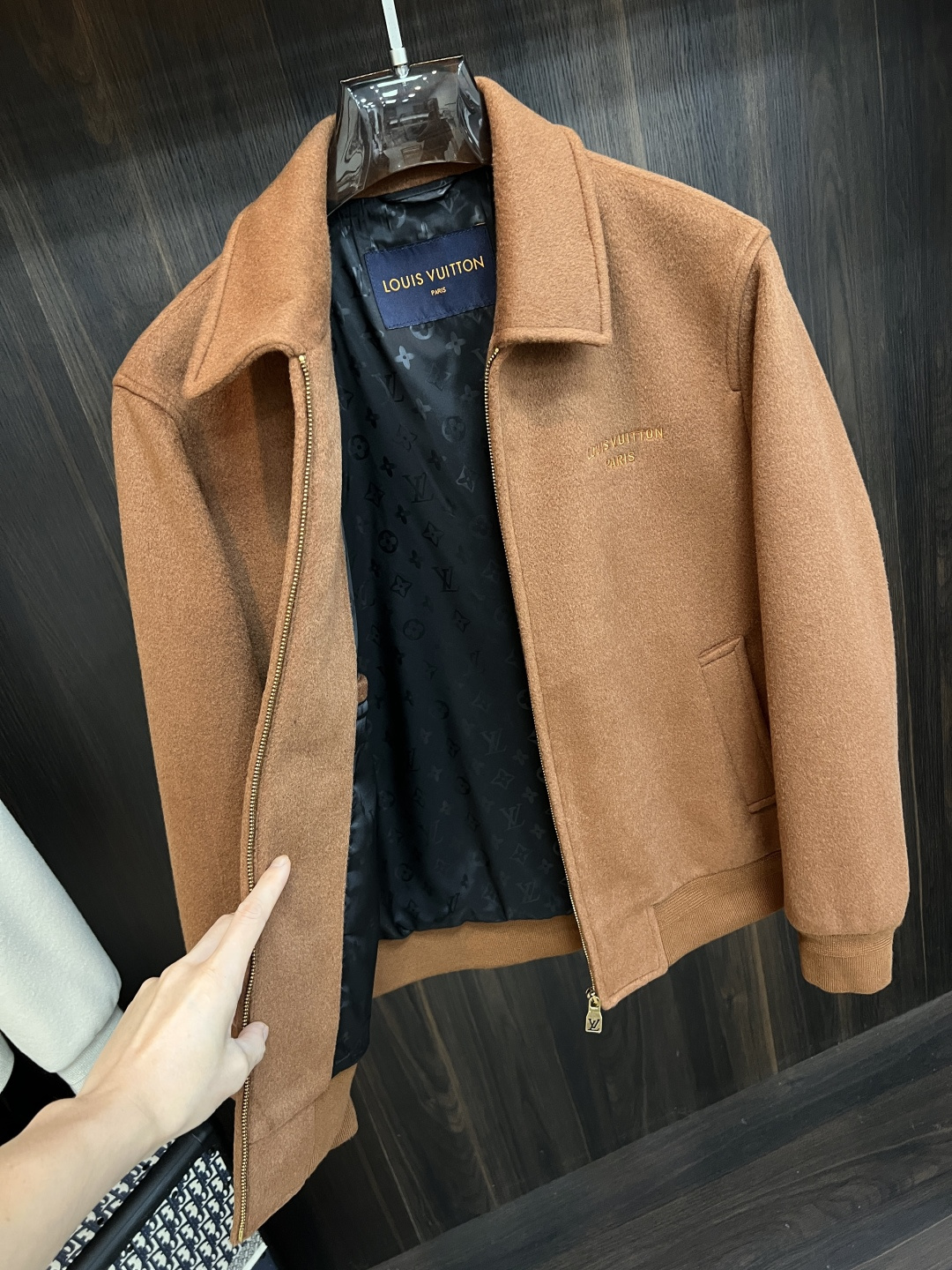 Cheap Louis Vuitton Thin Jackets For Men in 226193, $110 USD- [IB226193] - Replica Louis Vuitton Thin Jackets For Men