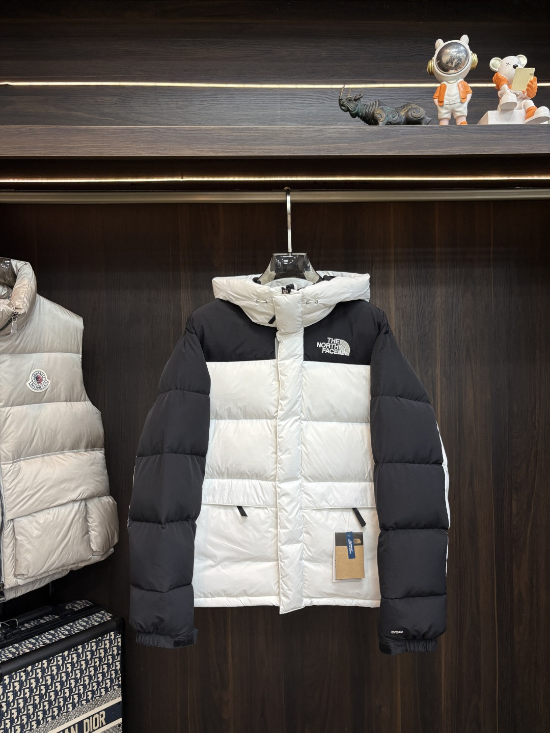Cheap The North Face Jackets for Men in 226209, $170 USD- [IB226209] - Replica The North Face Jackets for Men