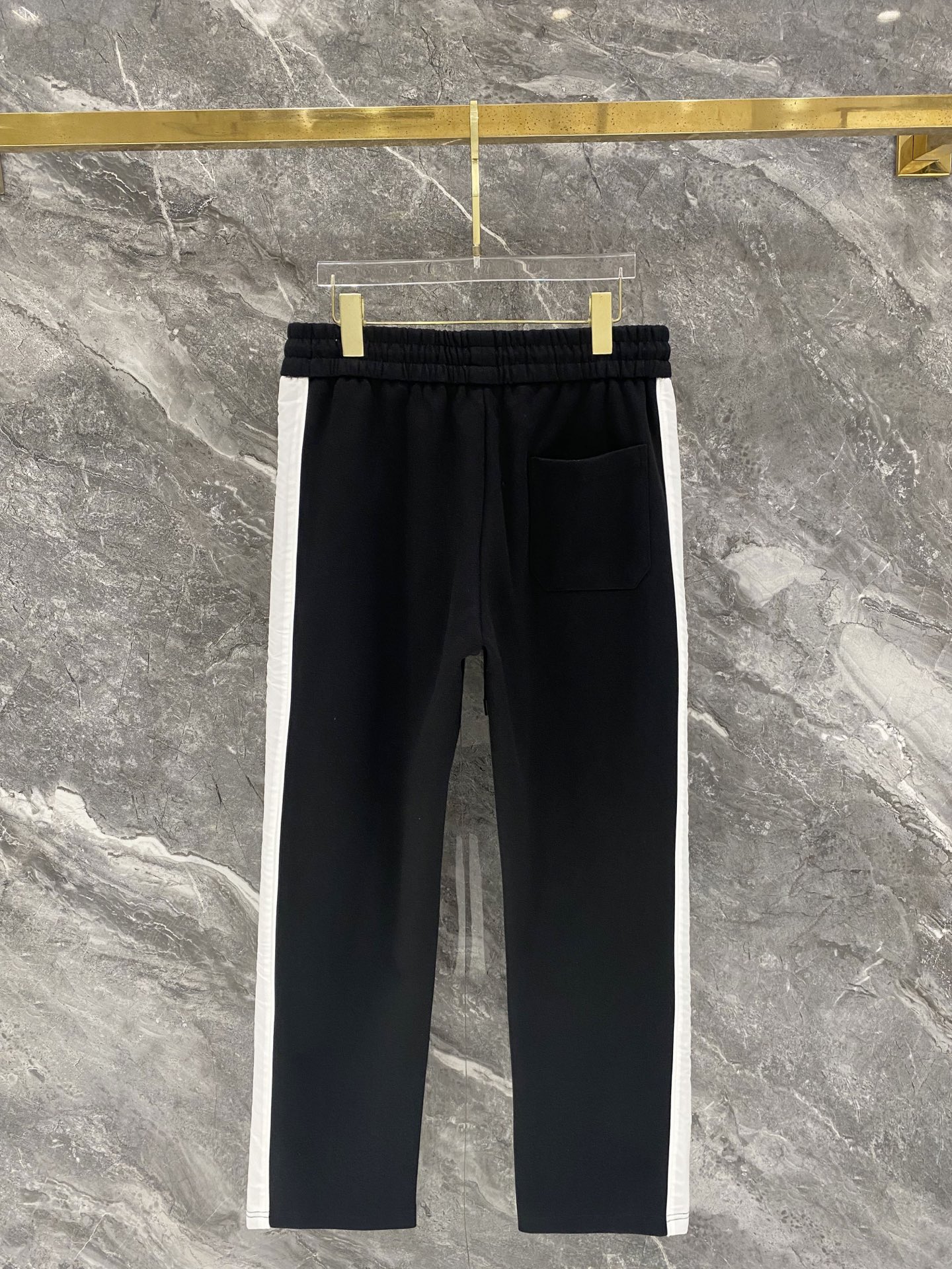 Cheap Louis Vuitton Tracksuits for Men in 226453, $105 USD- [IB226453] - Replica Louis Vuitton Tracksuits for Men