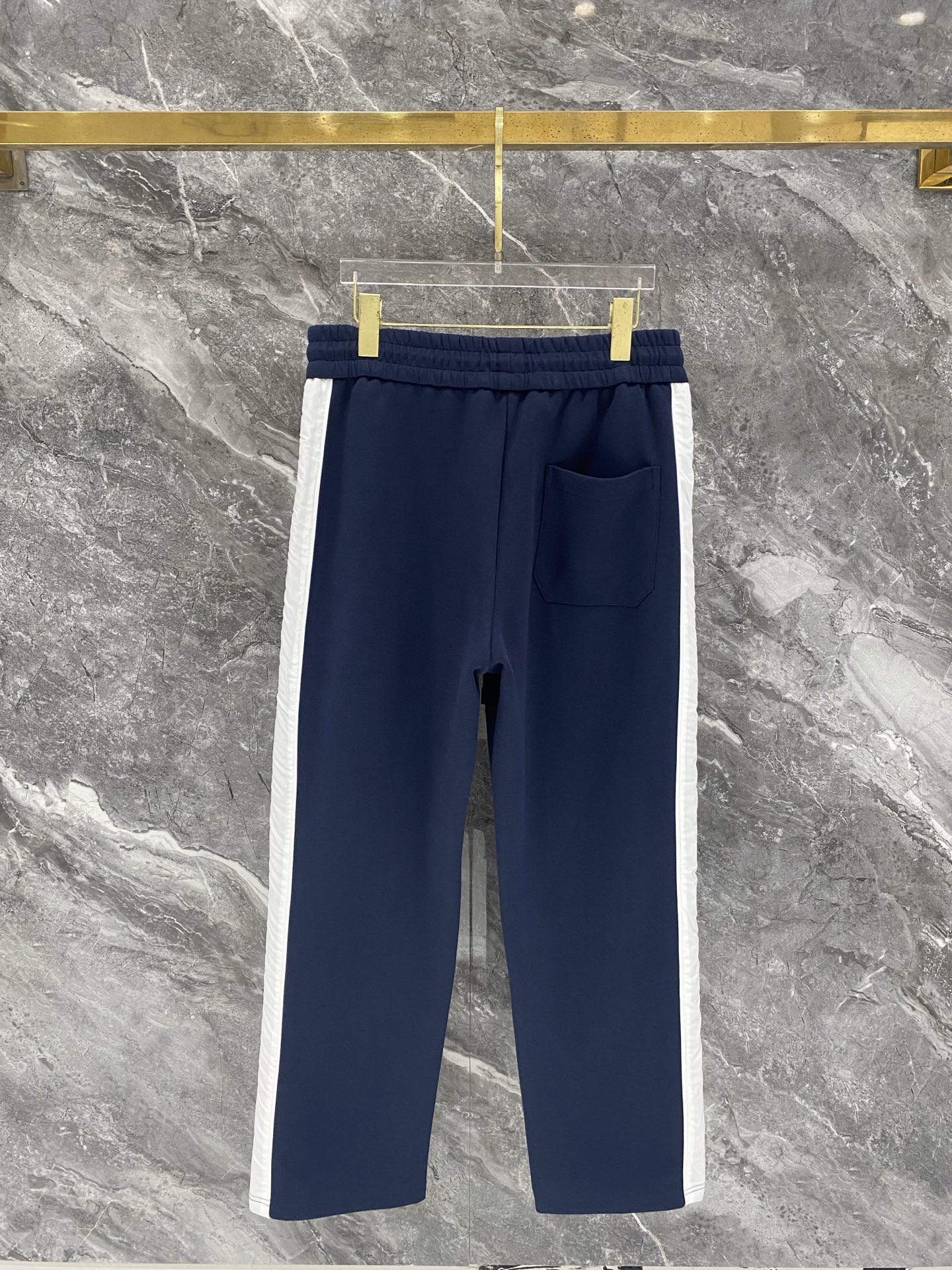 Cheap Louis Vuitton Tracksuits for Men in 226454, $105 USD- [IB226454] - Replica Louis Vuitton Tracksuits for Men