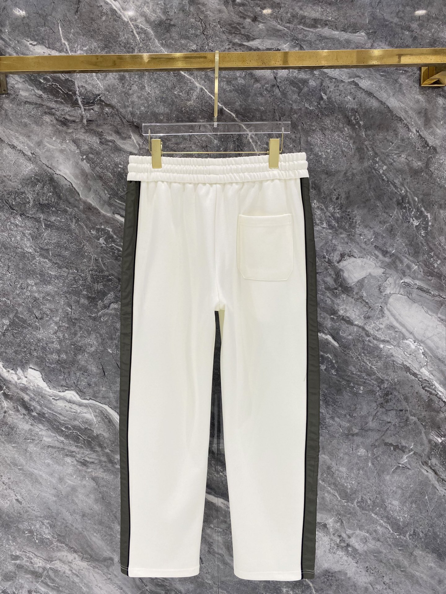 Cheap Louis Vuitton Tracksuits for Men in 226455, $105 USD- [IB226455] - Replica Louis Vuitton Tracksuits for Men