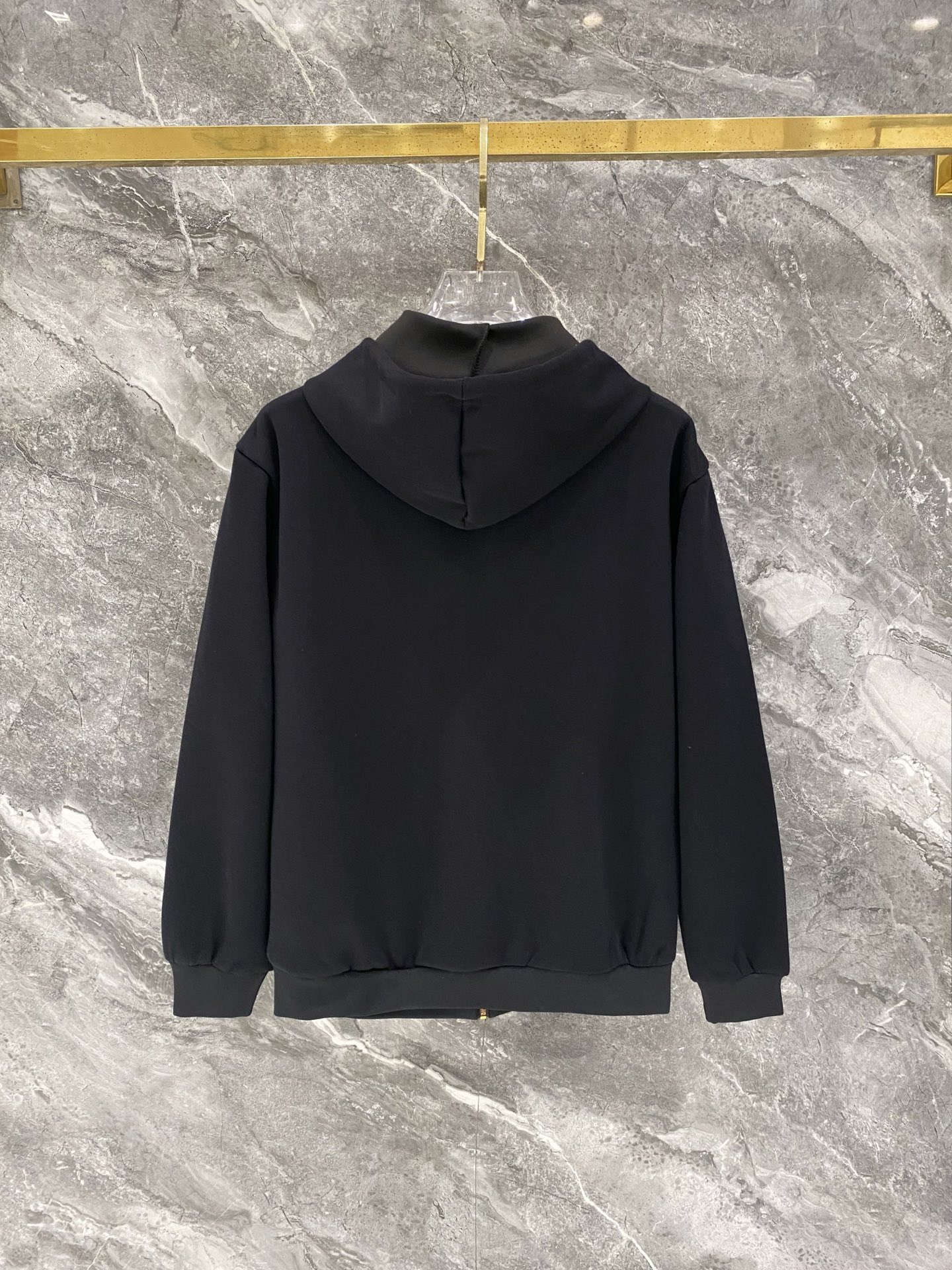 Cheap Louis Vuitton Tracksuits for Men in 226457, $105 USD- [IB226457] - Replica Louis Vuitton Tracksuits for Men
