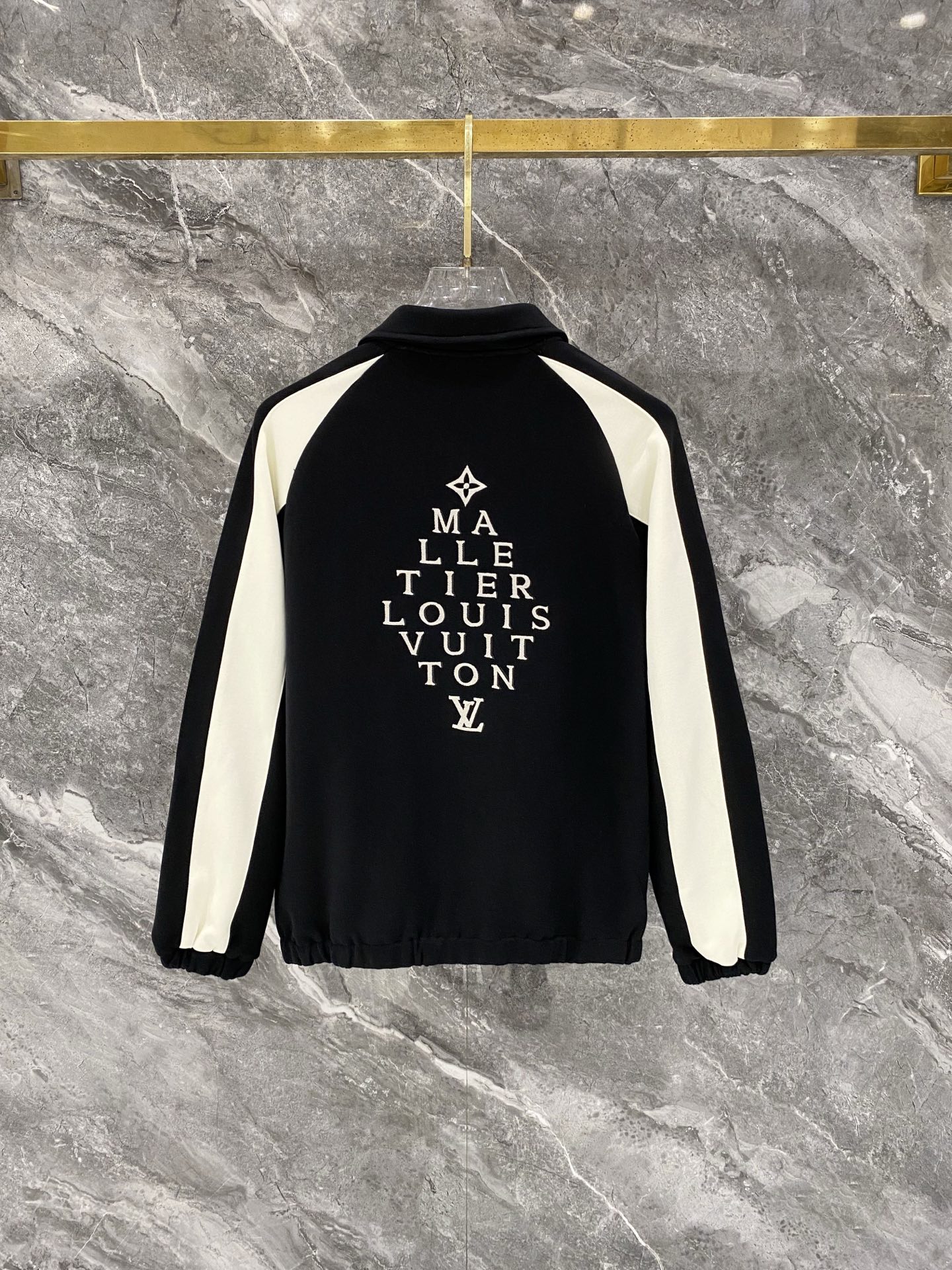 Cheap Louis Vuitton Tracksuits for Men in 226459, $105 USD- [IB226459] - Replica Louis Vuitton Tracksuits for Men