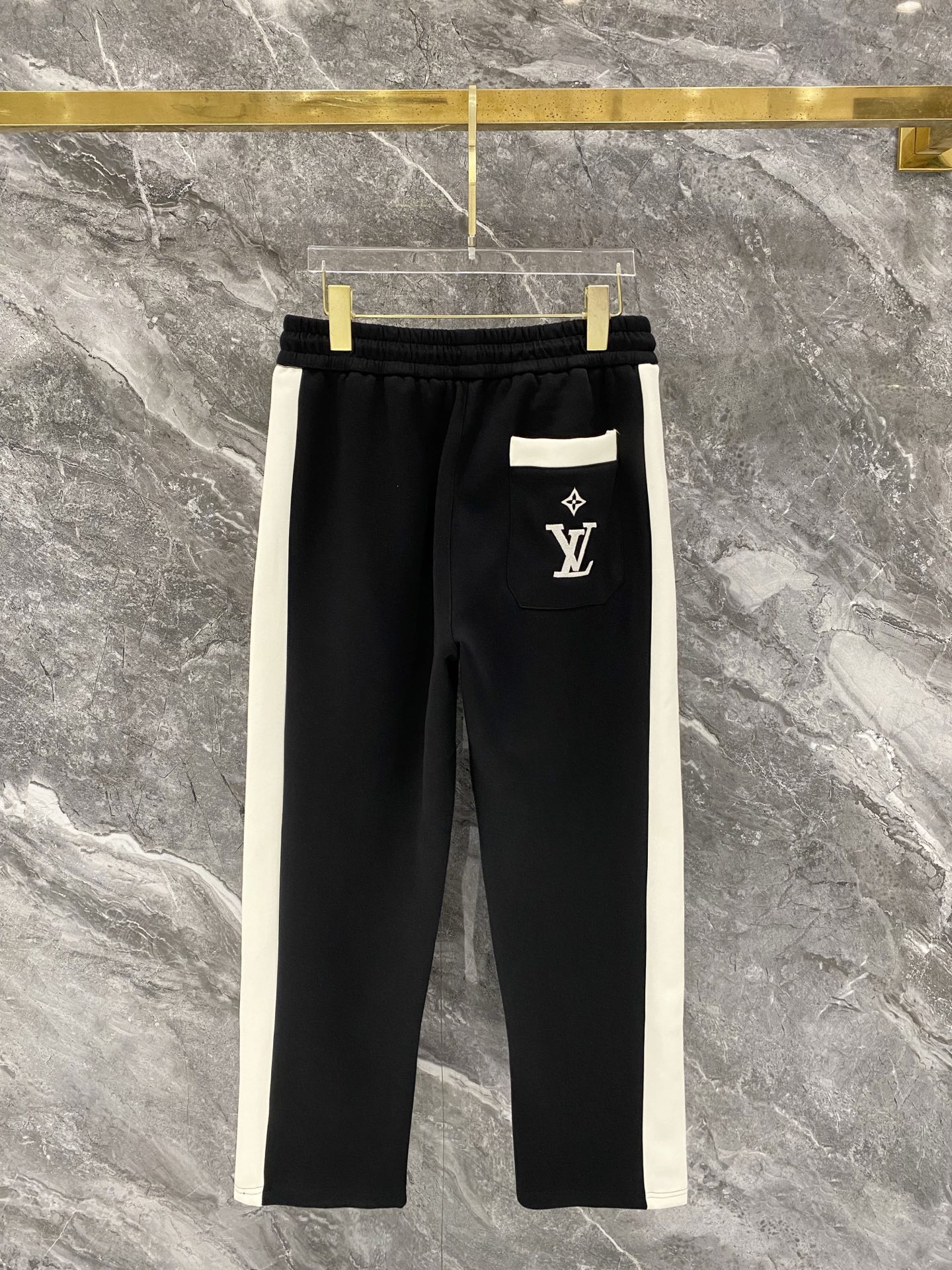 Cheap Louis Vuitton Tracksuits for Men in 226459, $105 USD- [IB226459] - Replica Louis Vuitton Tracksuits for Men