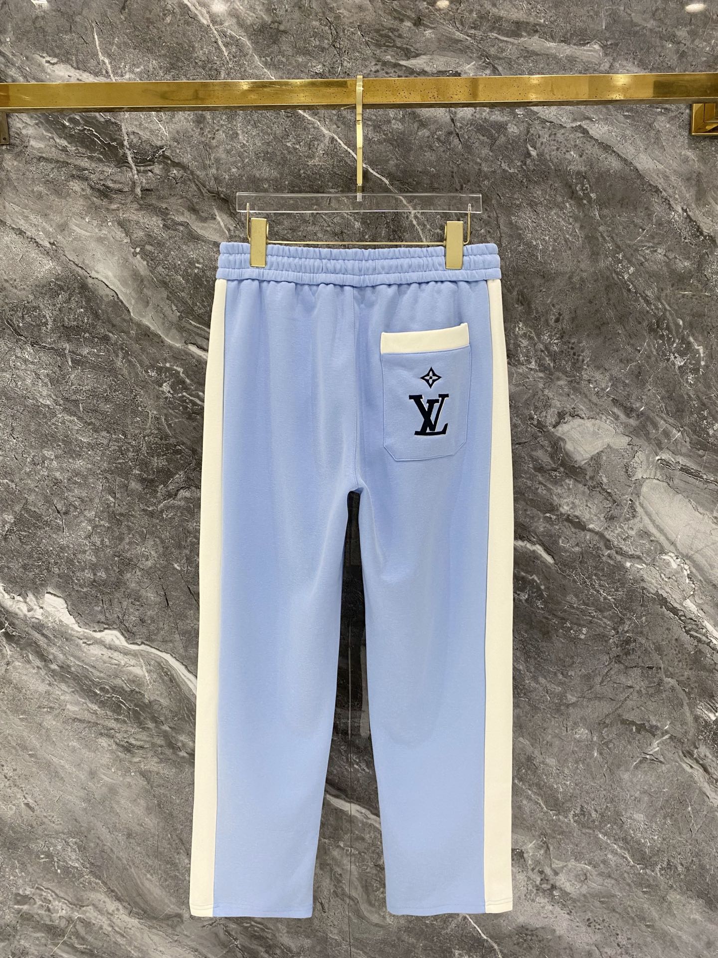 Cheap Louis Vuitton Tracksuits for Men in 226460, $105 USD- [IB226460] - Replica Louis Vuitton Tracksuits for Men