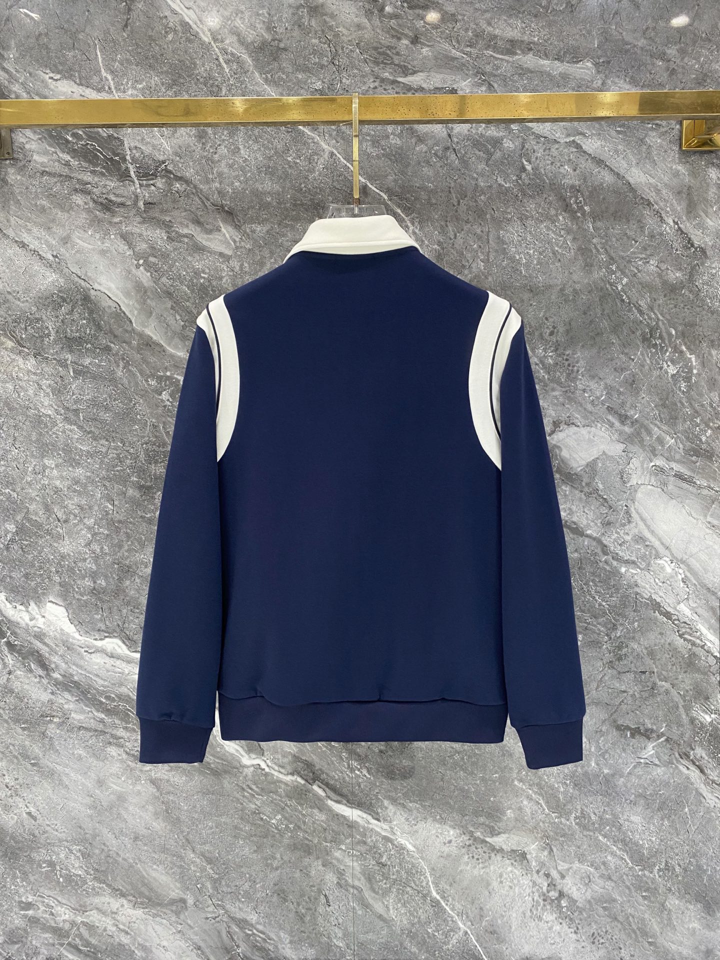 Cheap Louis Vuitton Tracksuits for Men in 226464, $105 USD- [IB226464] - Replica Louis Vuitton Tracksuits for Men