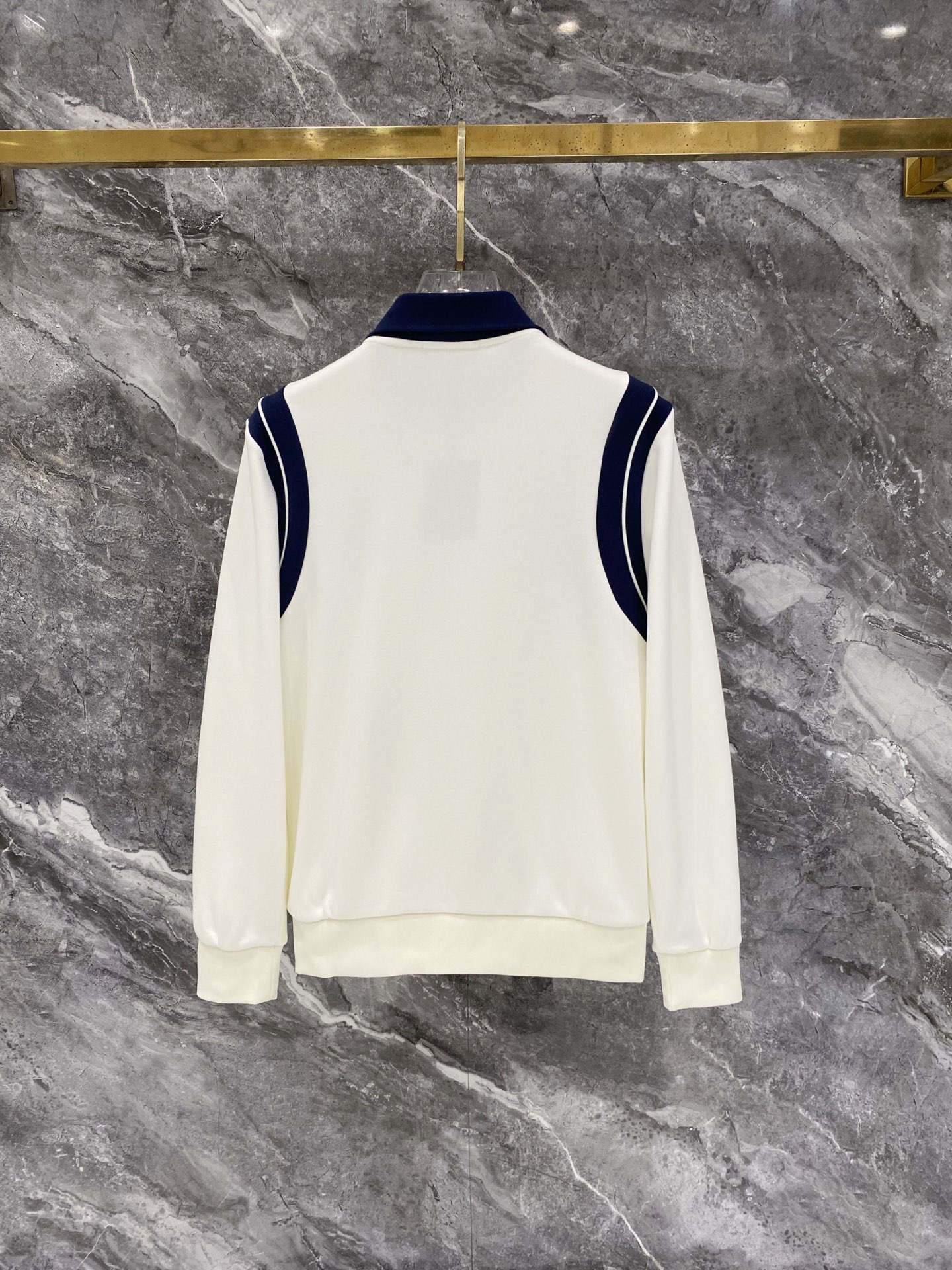 Cheap Louis Vuitton Tracksuits for Men in 226465, $105 USD- [IB226465] - Replica Louis Vuitton Tracksuits for Men