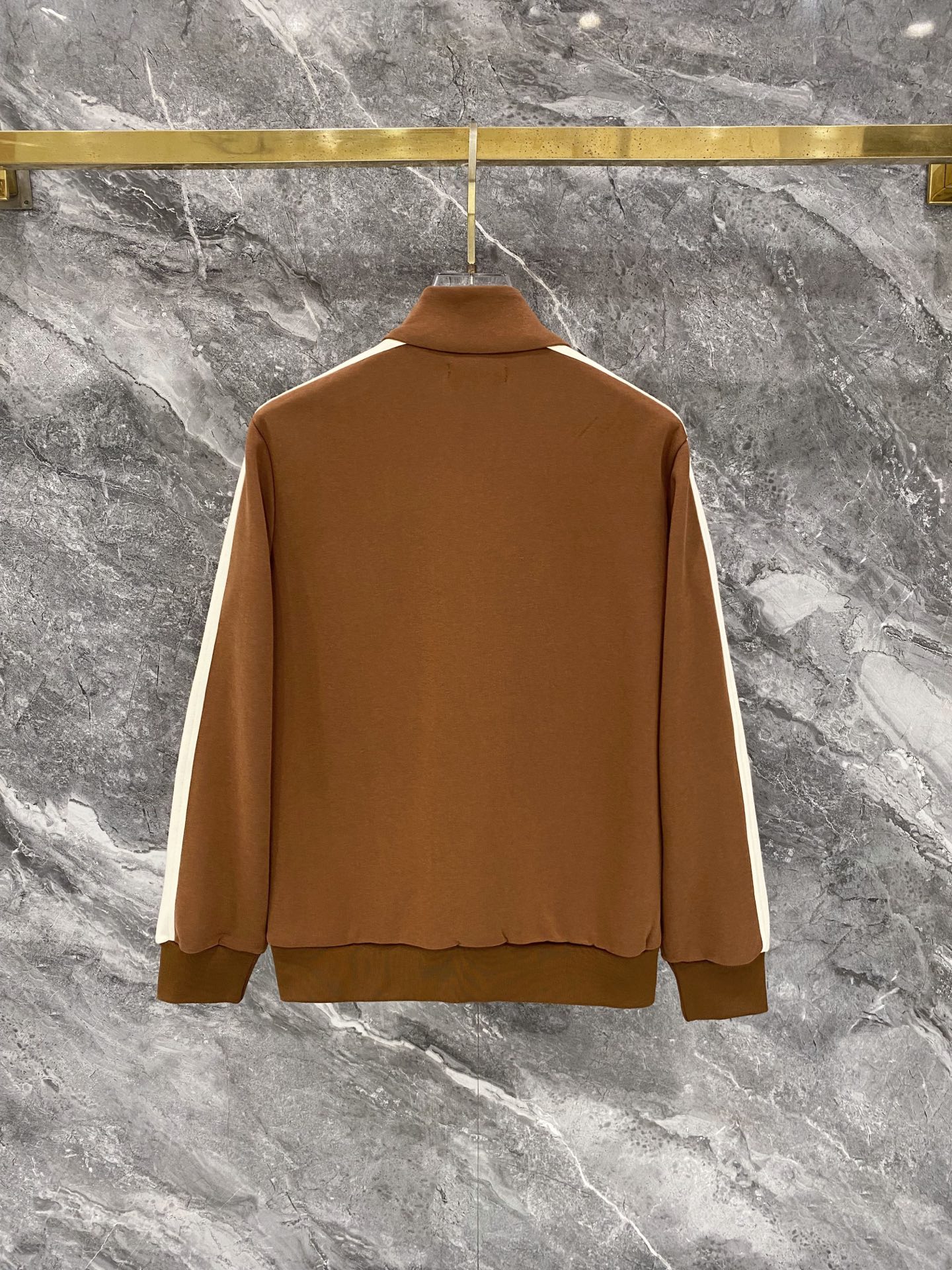 Cheap Louis Vuitton Tracksuits for Men in 226466, $105 USD- [IB226466] - Replica Louis Vuitton Tracksuits for Men