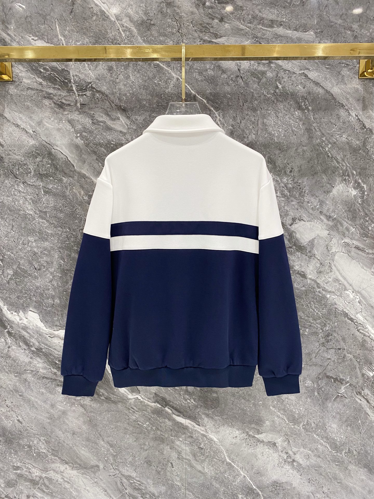 Cheap Louis Vuitton Tracksuits for Men in 226470, $105 USD- [IB226470] - Replica Louis Vuitton Tracksuits for Men