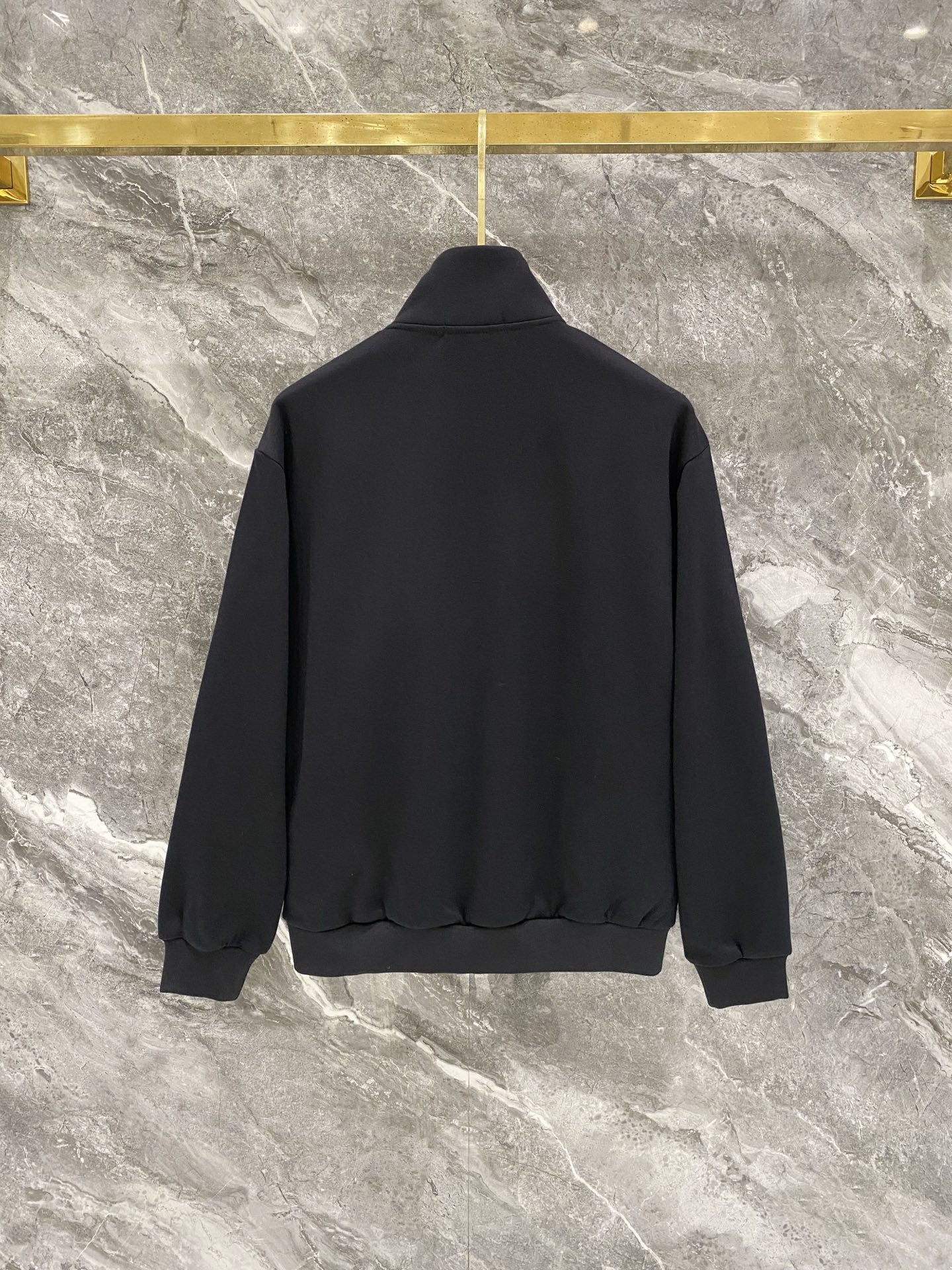 Cheap Louis Vuitton Tracksuits for Men in 226473, $105 USD- [IB226473] - Replica Louis Vuitton Tracksuits for Men