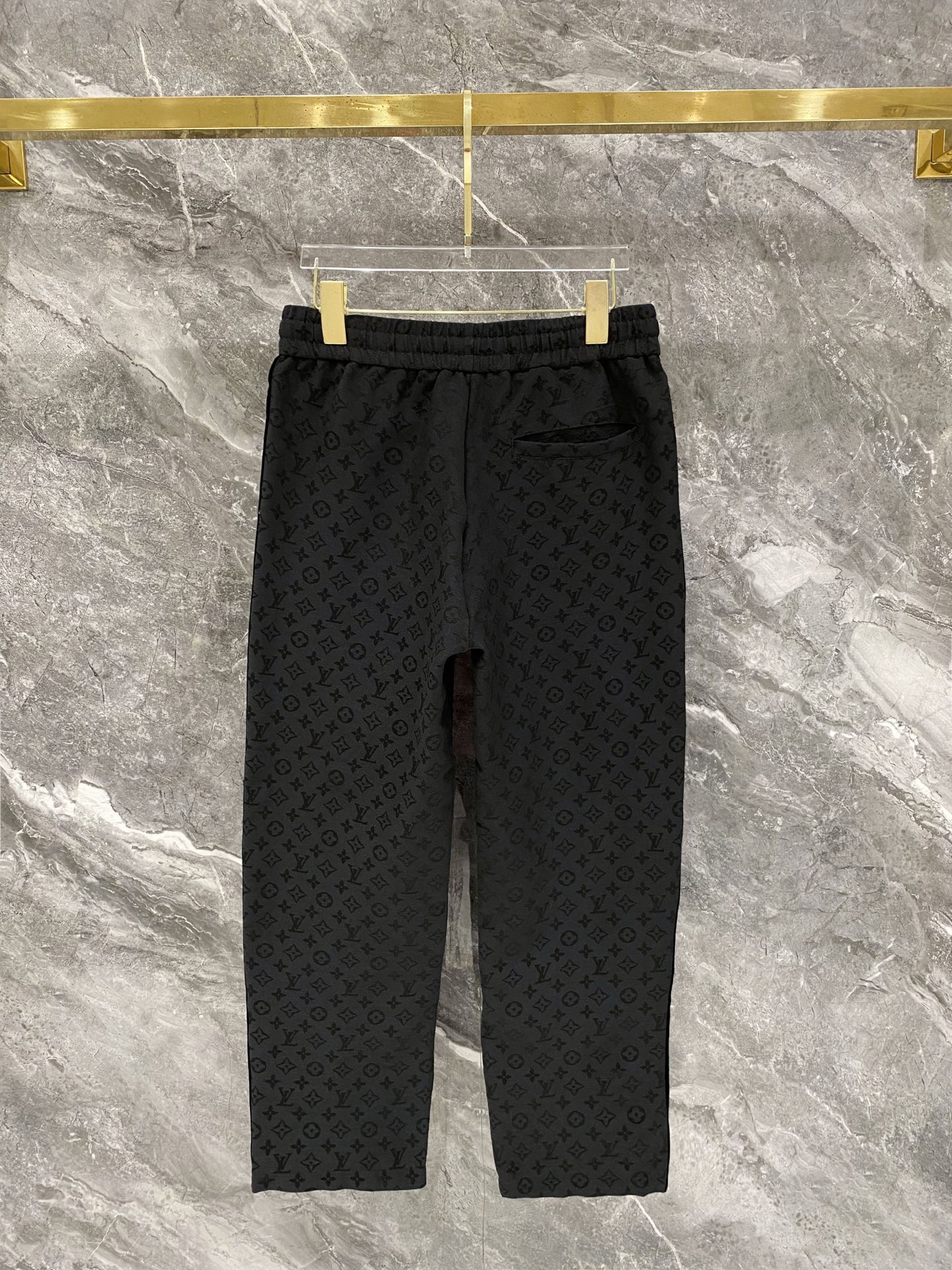 Cheap Louis Vuitton Tracksuits for Men in 226476, $105 USD- [IB226476] - Replica Louis Vuitton Tracksuits for Men