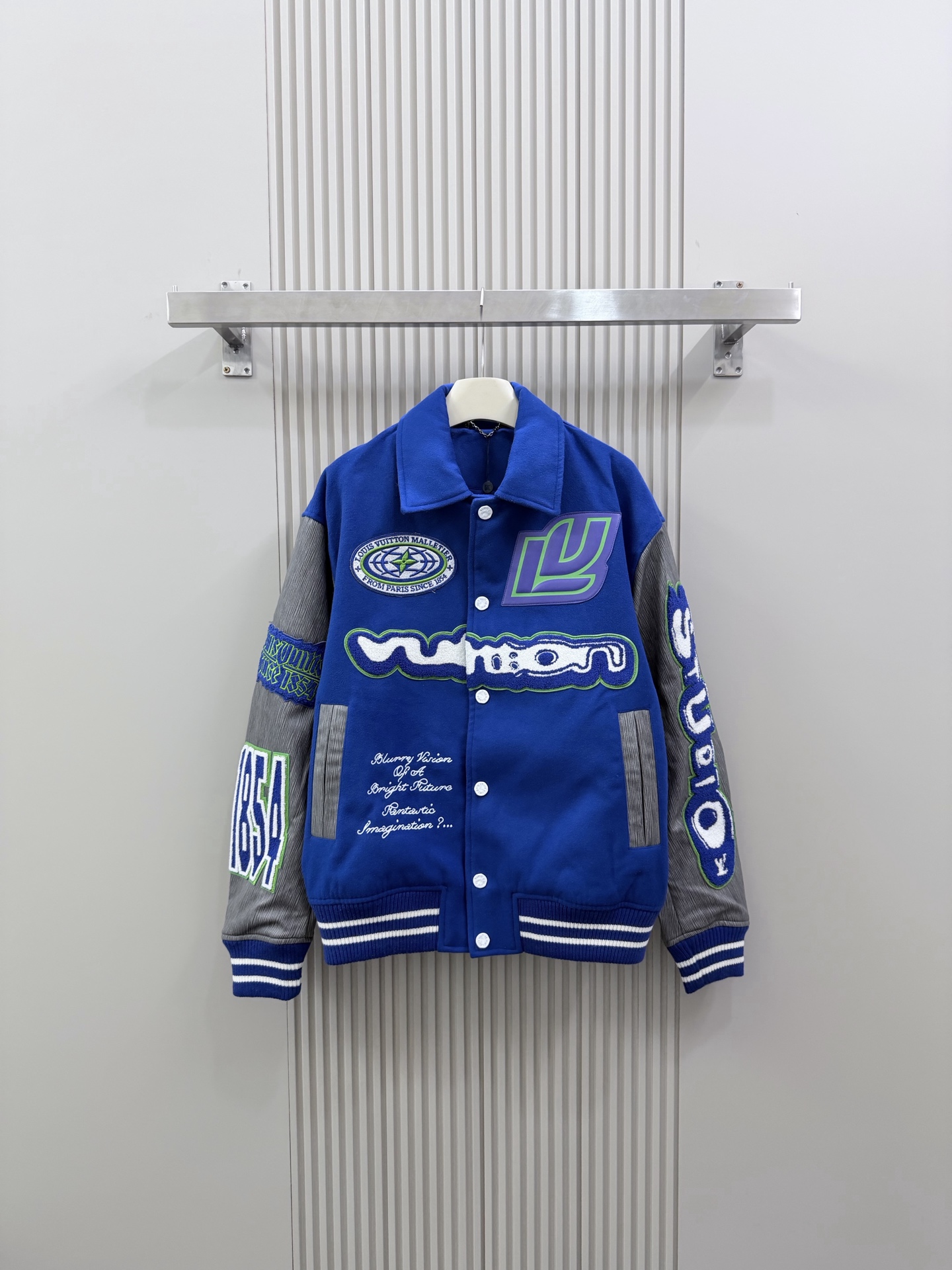 Cheap Louis Vuitton Thin Jackets For Men in 226483, $105 USD- [IB226483] - Replica Louis Vuitton Thin Jackets For Men