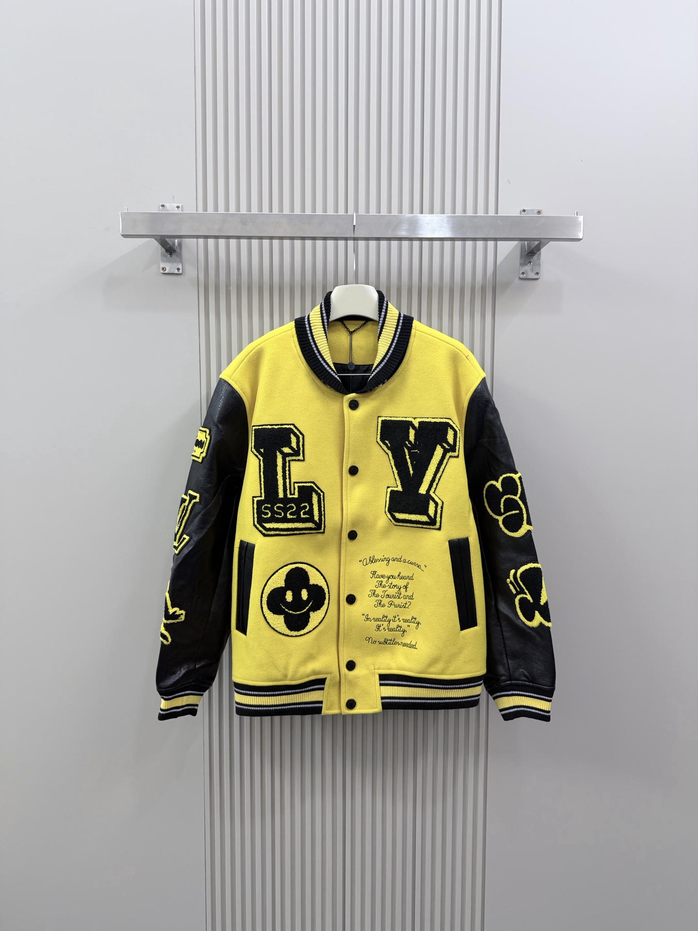Cheap Louis Vuitton Thin Jackets For Men in 226484, $105 USD- [IB226484] - Replica Louis Vuitton Thin Jackets For Men