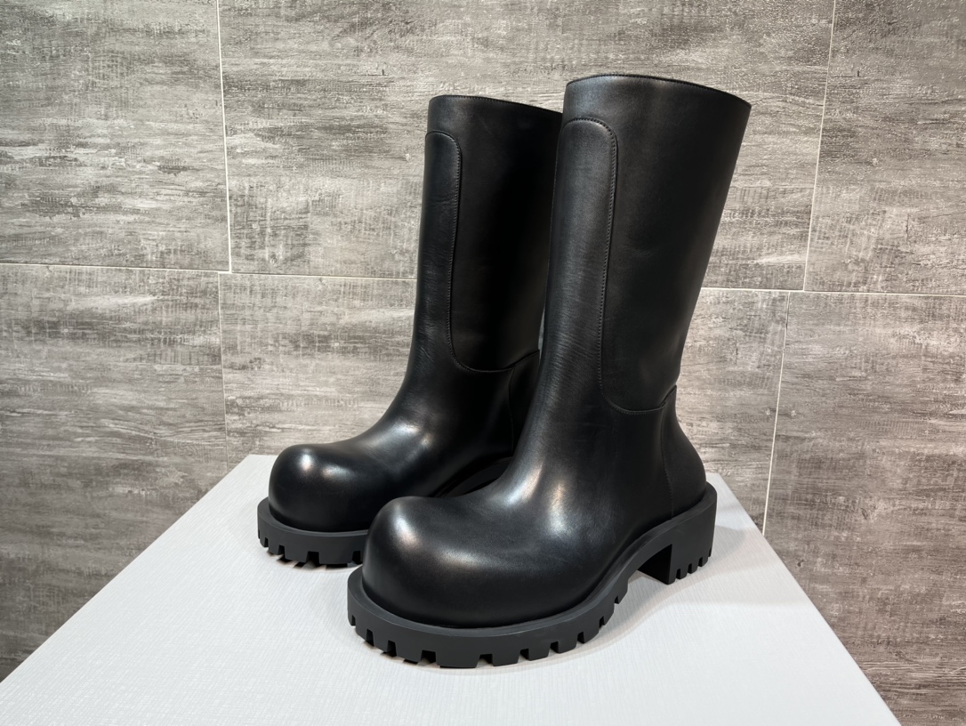 Cheap Balenciaga Boots For Men in 226597, $150 USD- [IB226597] - Replica Balenciaga Boots For Men