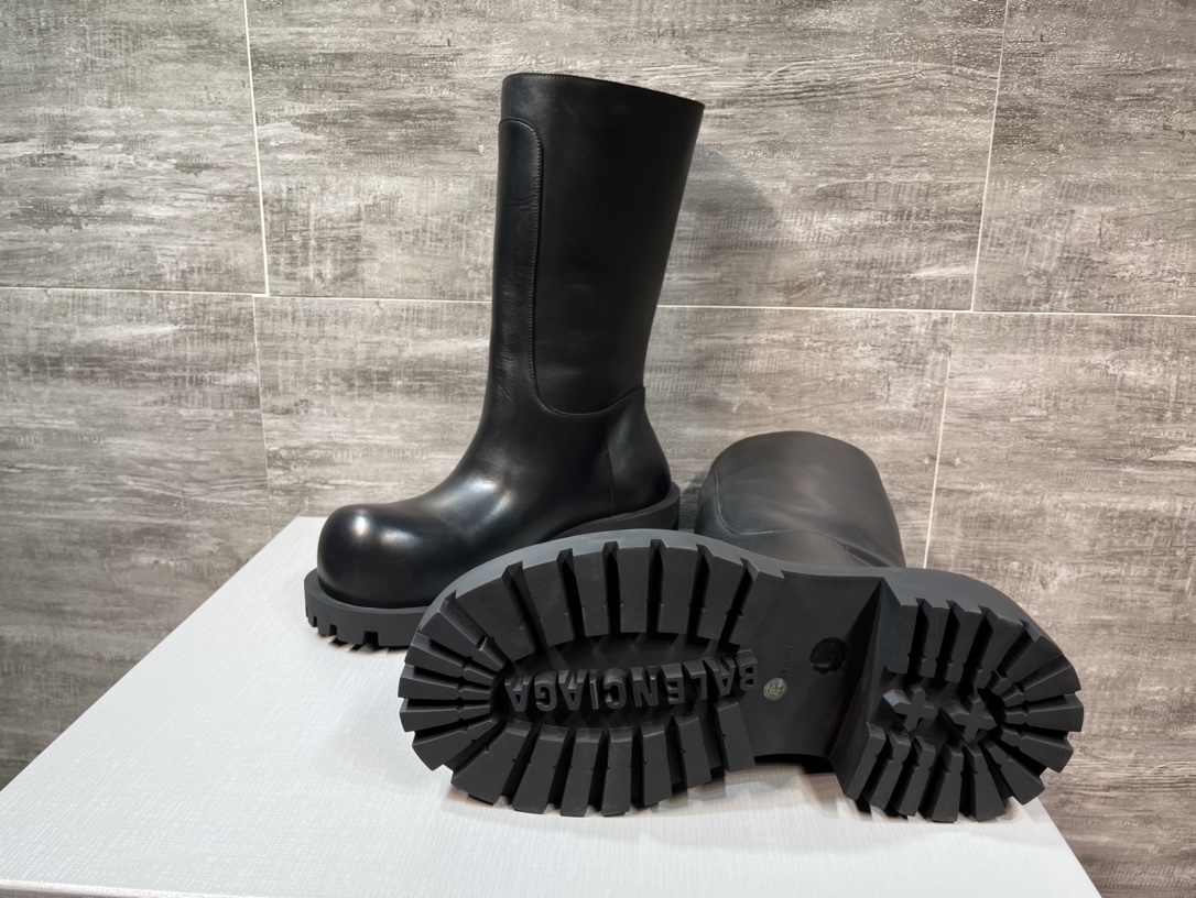 Cheap Balenciaga Boots For Men in 226597, $150 USD- [IB226597] - Replica Balenciaga Boots For Men