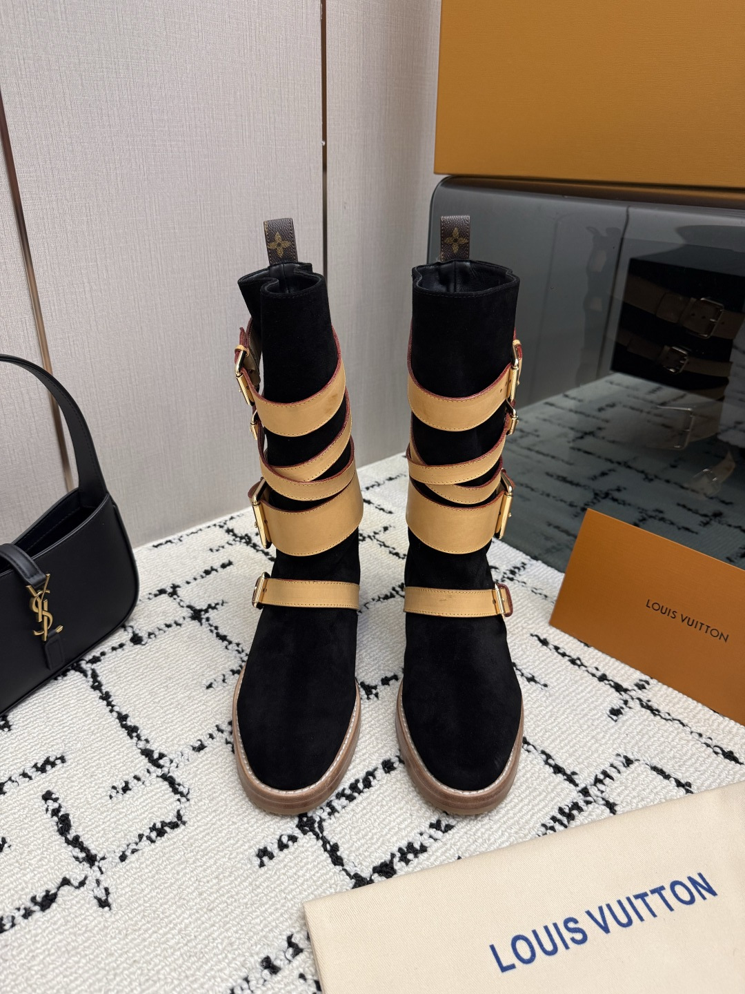 Cheap Louis Vuitton Boots For Women in 226631, $135 USD- [IB226631] - Replica Louis Vuitton Boots For Women
