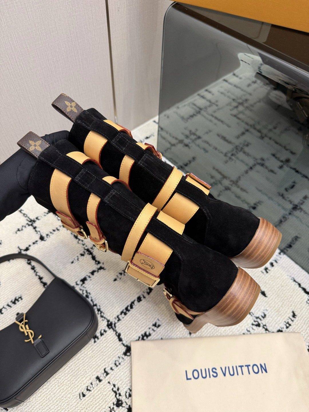 Cheap Louis Vuitton Boots For Women in 226631, $135 USD- [IB226631] - Replica Louis Vuitton Boots For Women