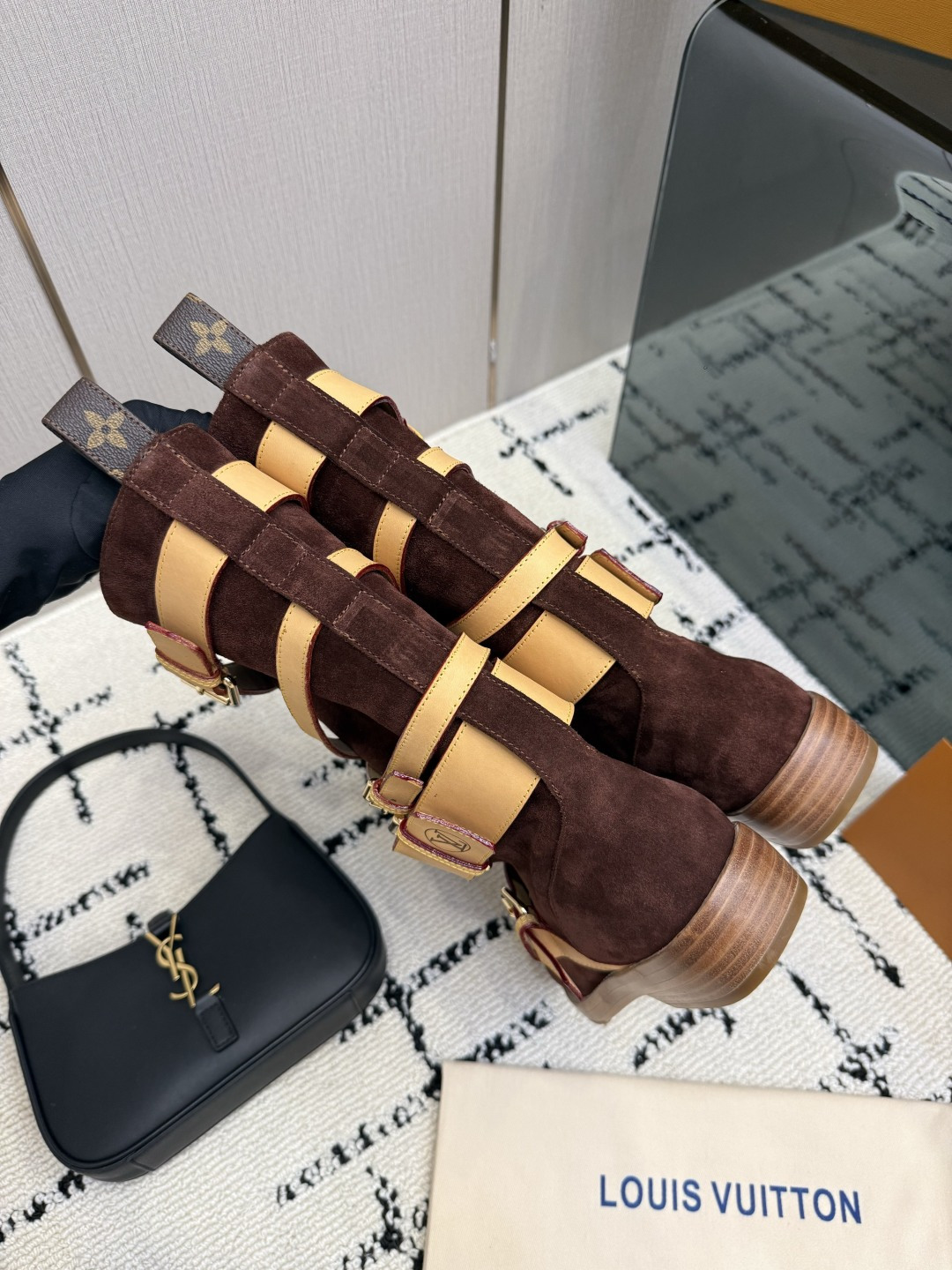 Cheap Louis Vuitton Boots For Women in 226632, $135 USD- [IB226632] - Replica Louis Vuitton Boots For Women