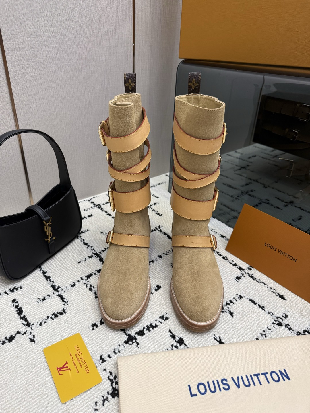 Cheap Louis Vuitton Boots For Women in 226633, $135 USD- [IB226633] - Replica Louis Vuitton Boots For Women