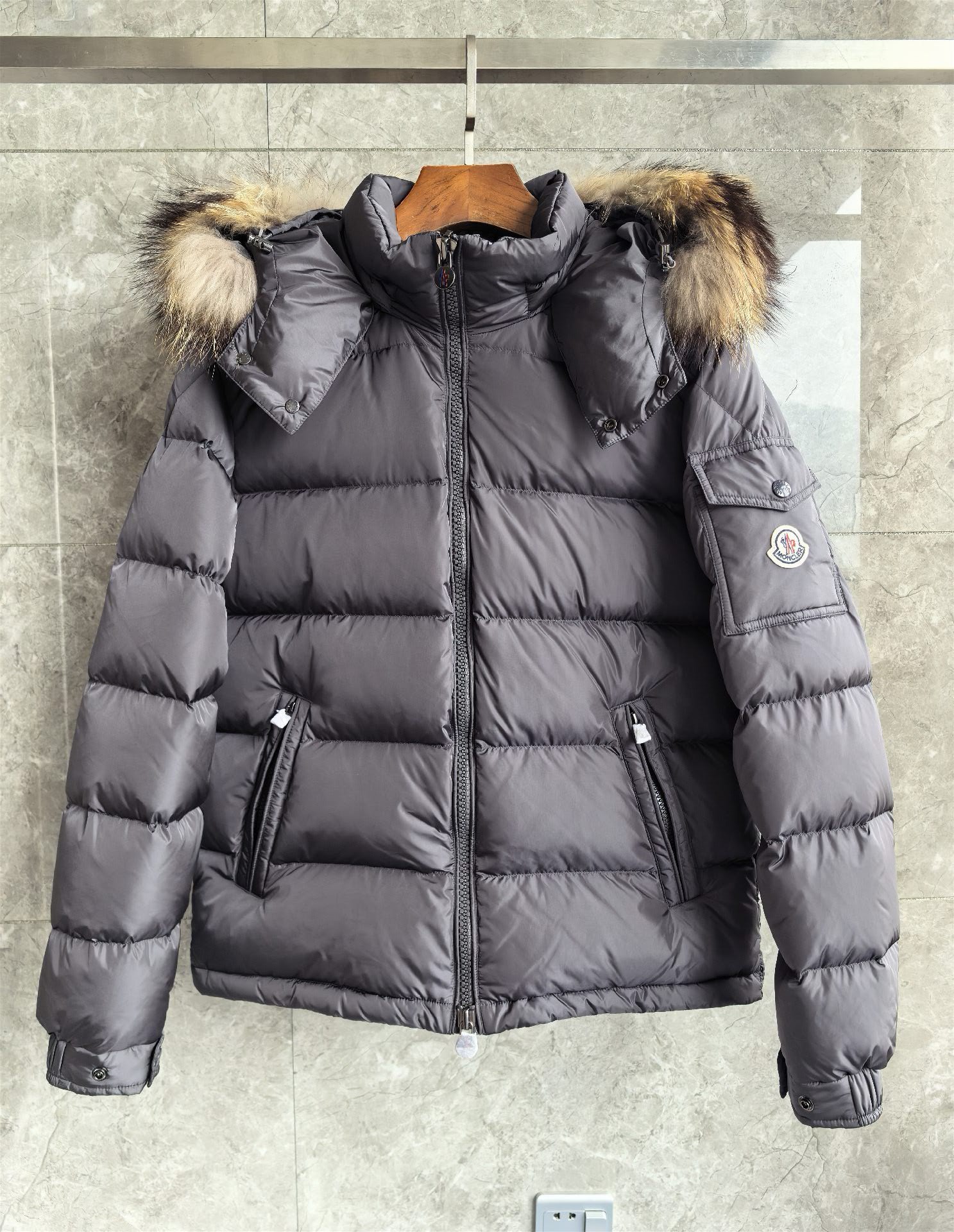 Cheap Moncle Thick Coats For Men in 226818, $160 USD- [IB226818] - Replica Moncle Thick Coats For Men