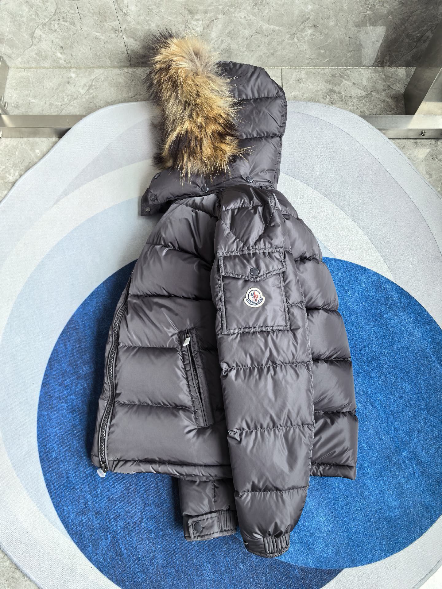 Cheap Moncle Thick Coats For Men in 226818, $160 USD- [IB226818] - Replica Moncle Thick Coats For Men