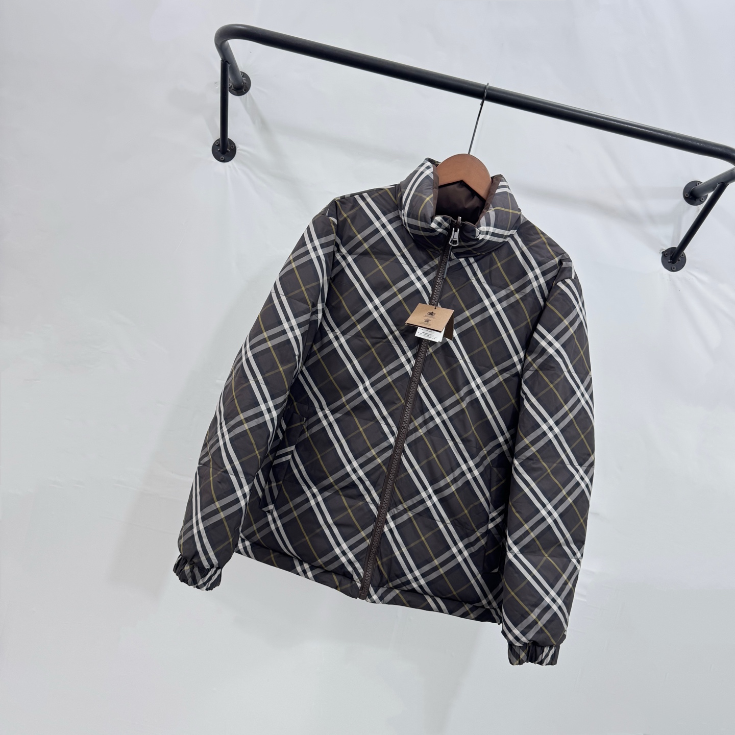 Cheap Burberry Trench Coats For Men in 226842, $160 USD- [IB226842] - Replica Burberry Trench Coats For Men