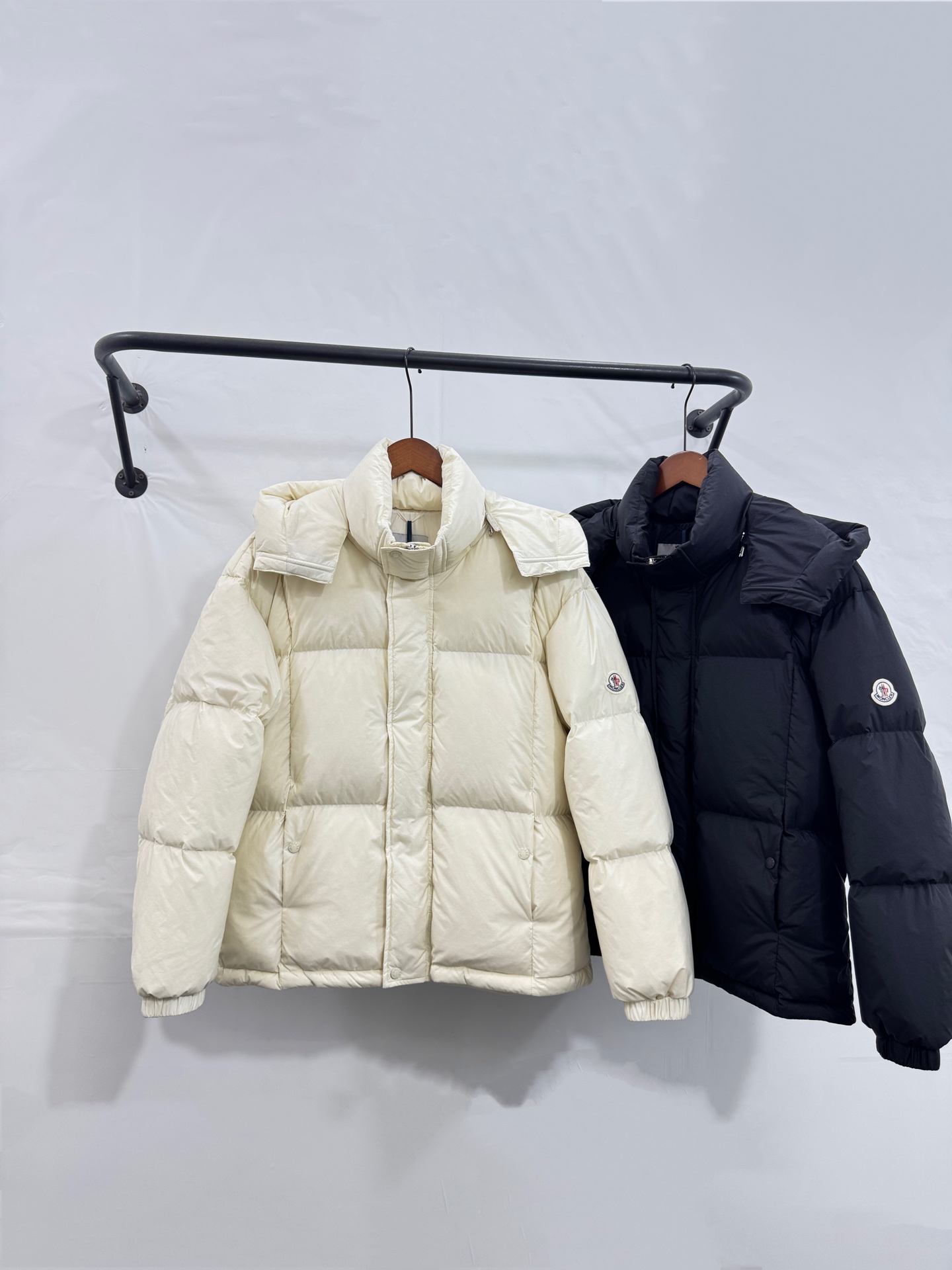 Cheap Moncle Thick Coats For Women in 226860, $150 USD- [IB226860] - Replica Moncle Thick Coats For Women