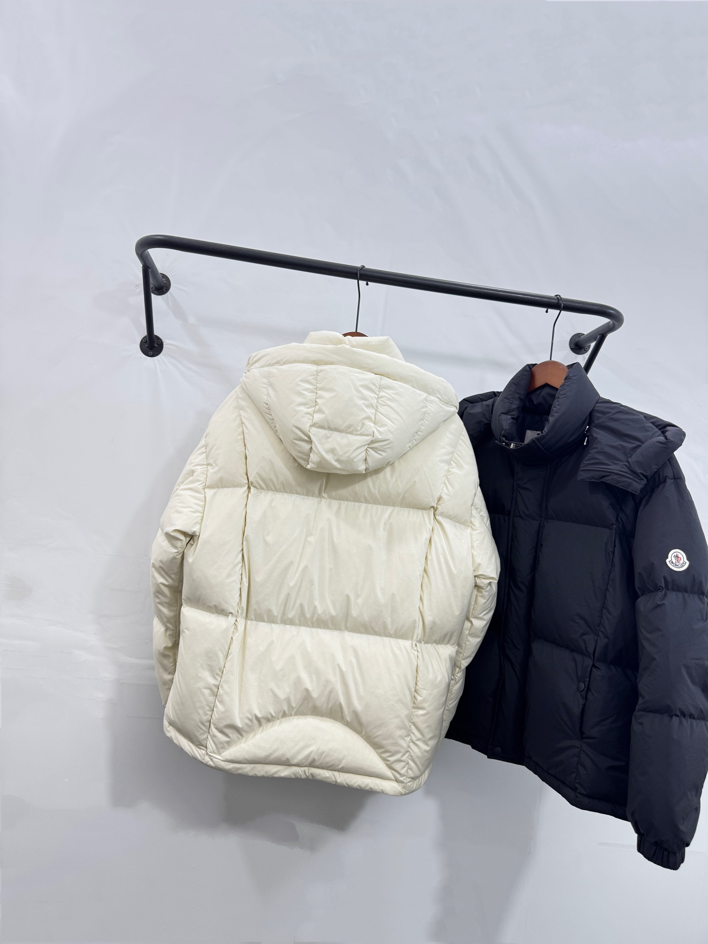 Cheap Moncle Thick Coats For Women in 226860, $150 USD- [IB226860] - Replica Moncle Thick Coats For Women