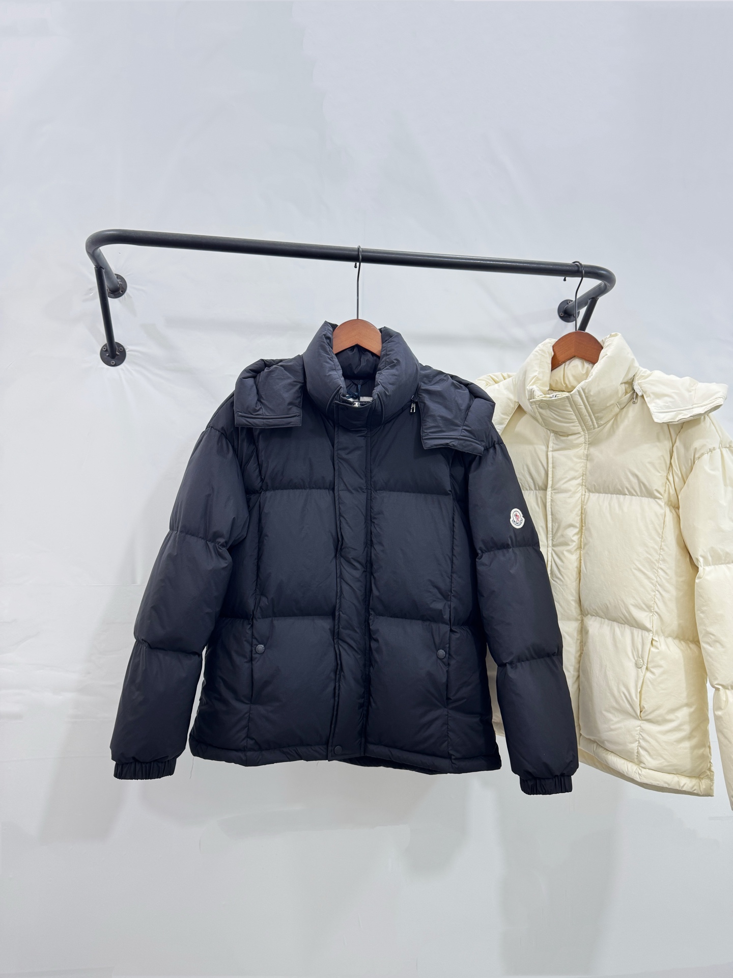 Cheap Moncle Thick Coats For Women in 226861, $150 USD- [IB226861] - Replica Moncle Thick Coats For Women