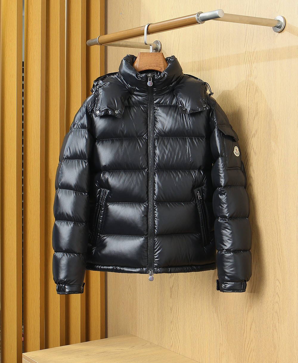 Cheap Moncle Thick Coats For Men in 226901, $145 USD- [IB226901] - Replica Moncle Thick Coats For Men