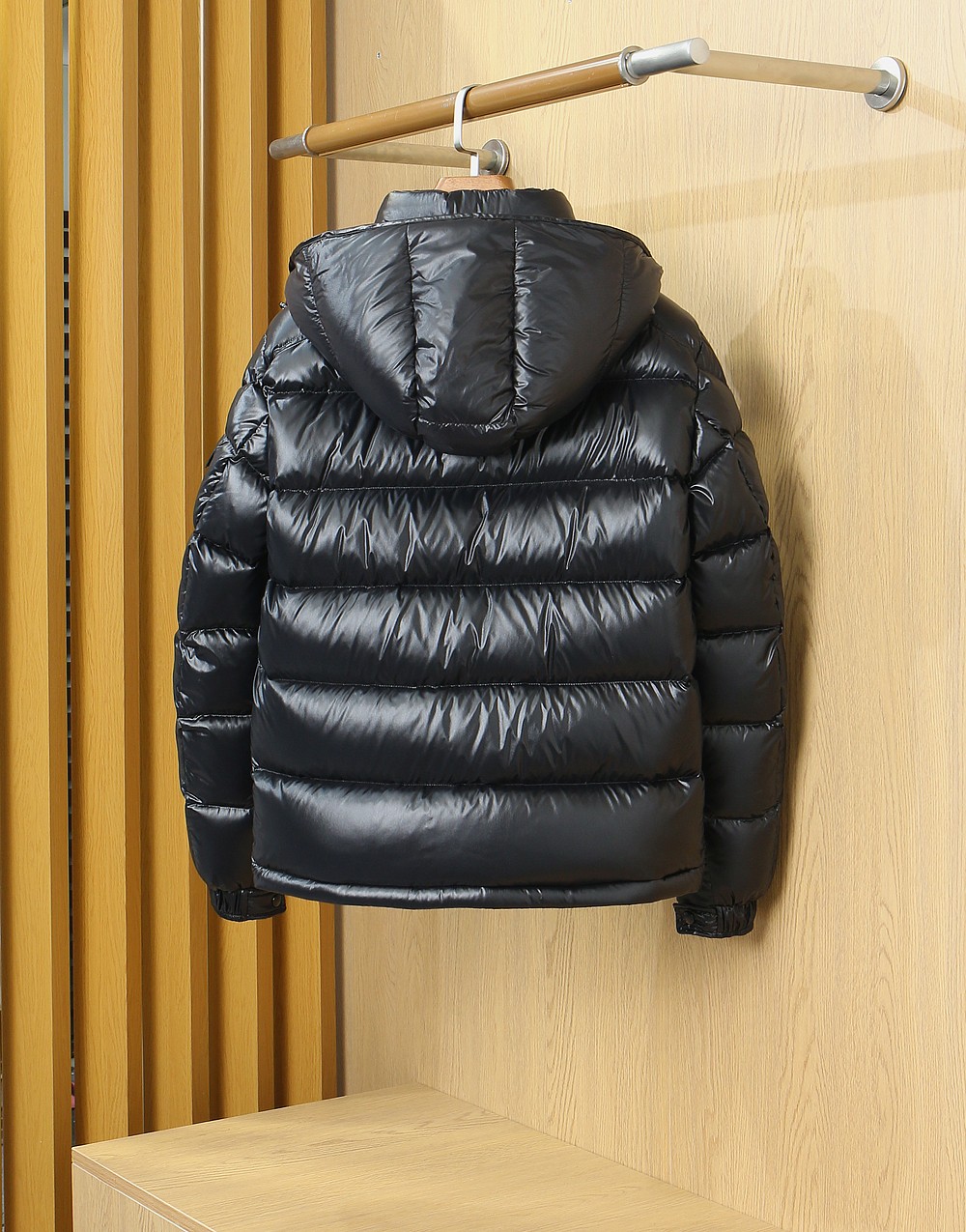 Cheap Moncle Thick Coats For Men in 226901, $145 USD- [IB226901] - Replica Moncle Thick Coats For Men