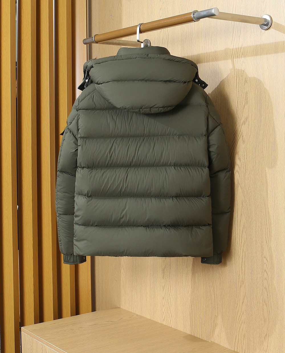 Cheap Moncle Thick Coats For Men in 226903, $145 USD- [IB226903] - Replica Moncle Thick Coats For Men