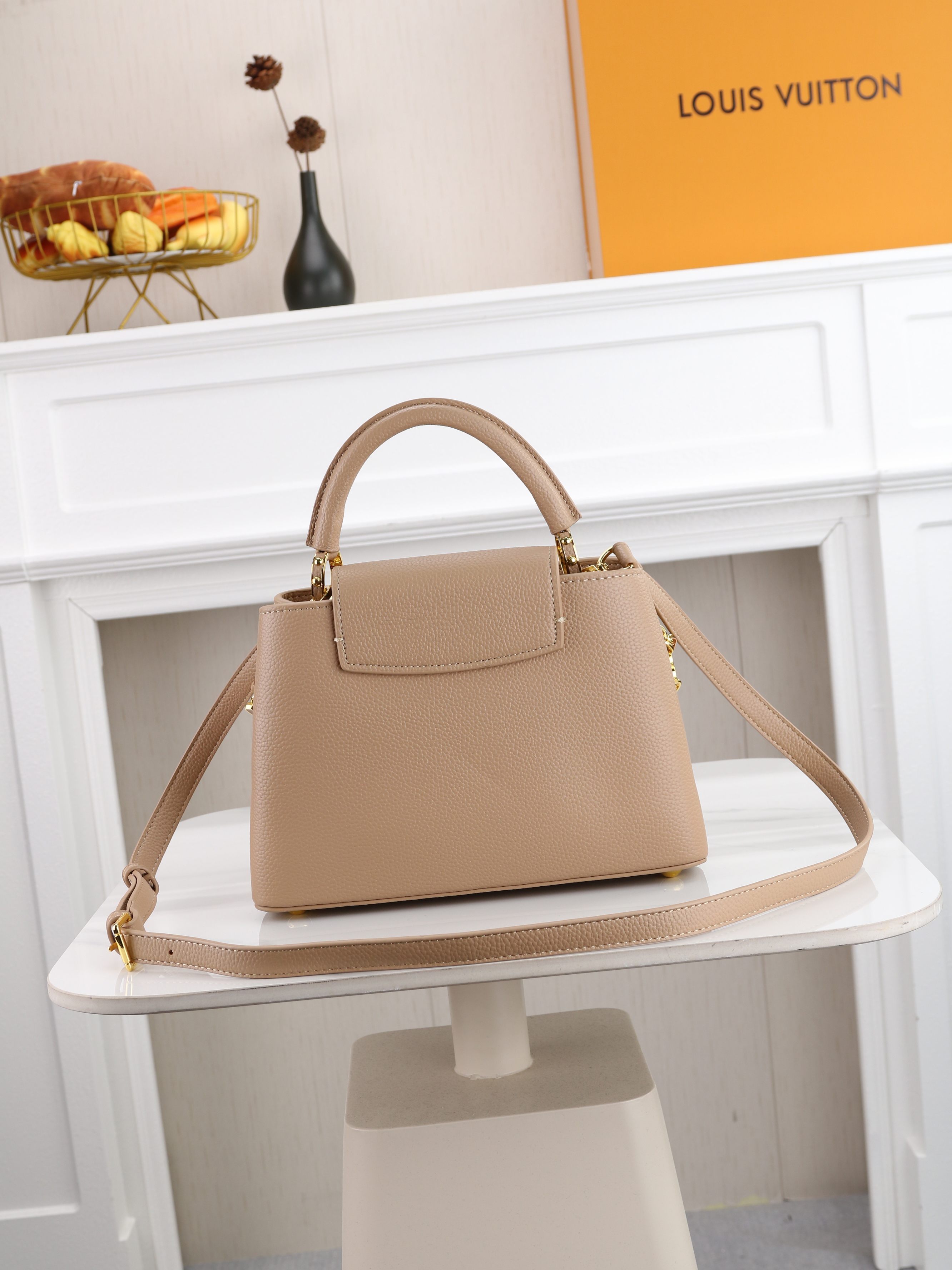 Cheap Louis Vuitton AAA Quality Handbags in 226995, $95 USD- [IB226995] - Replica Louis Vuitton AAA Quality Handbags