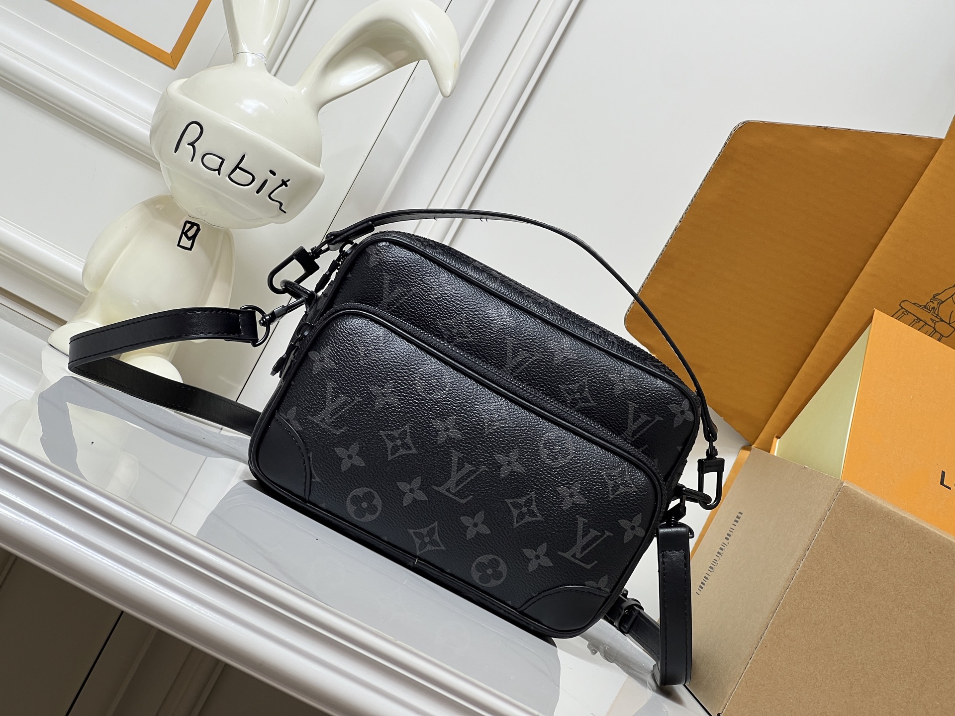 Cheap Louis Vuitton AAA+++ bags For Men in 226998, $65 USD- [IB226998] - Replica Louis Vuitton AAA+++ bags For Men