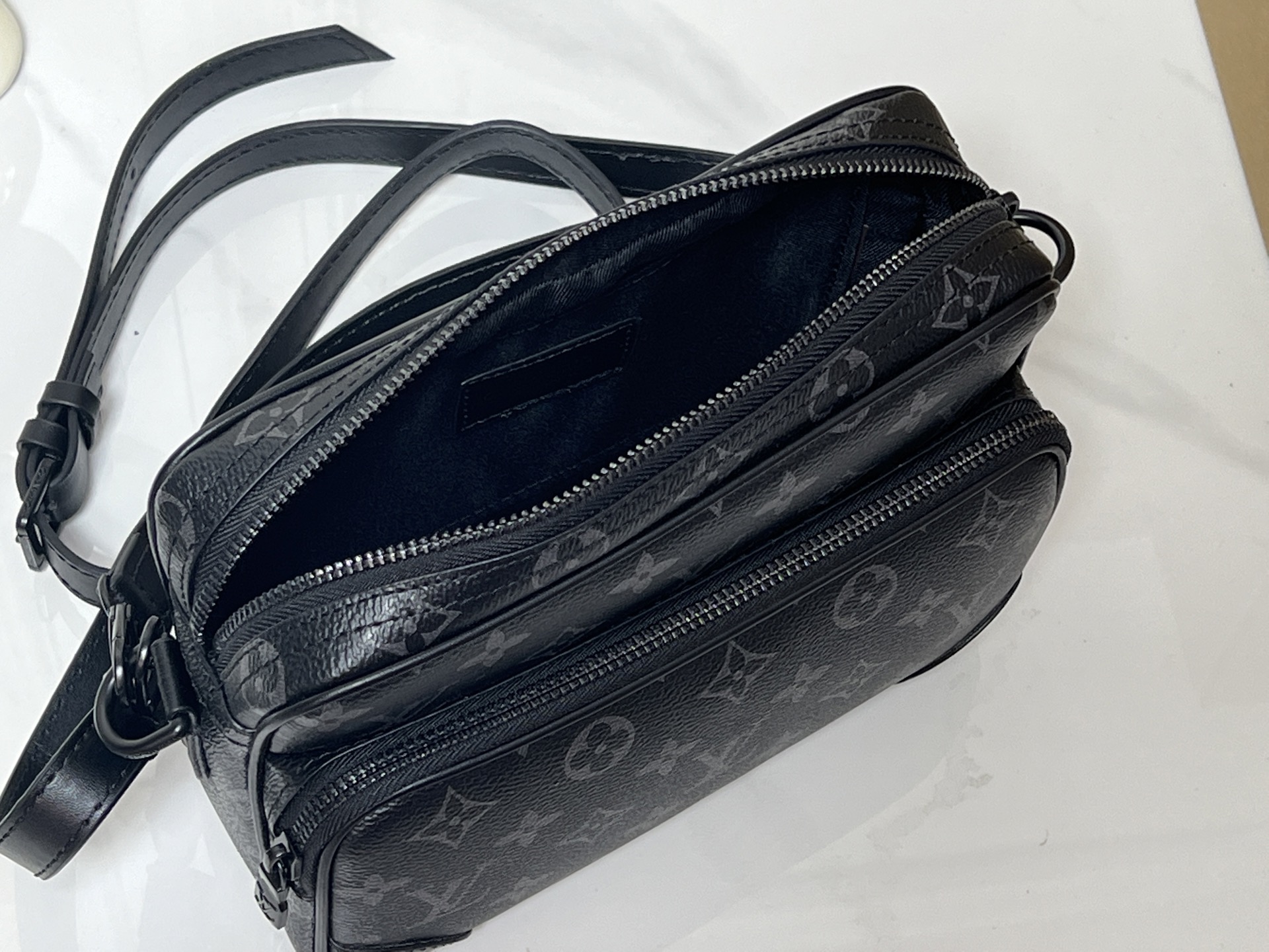 Cheap Louis Vuitton AAA+++ bags For Men in 226998, $65 USD- [IB226998] - Replica Louis Vuitton AAA+++ bags For Men