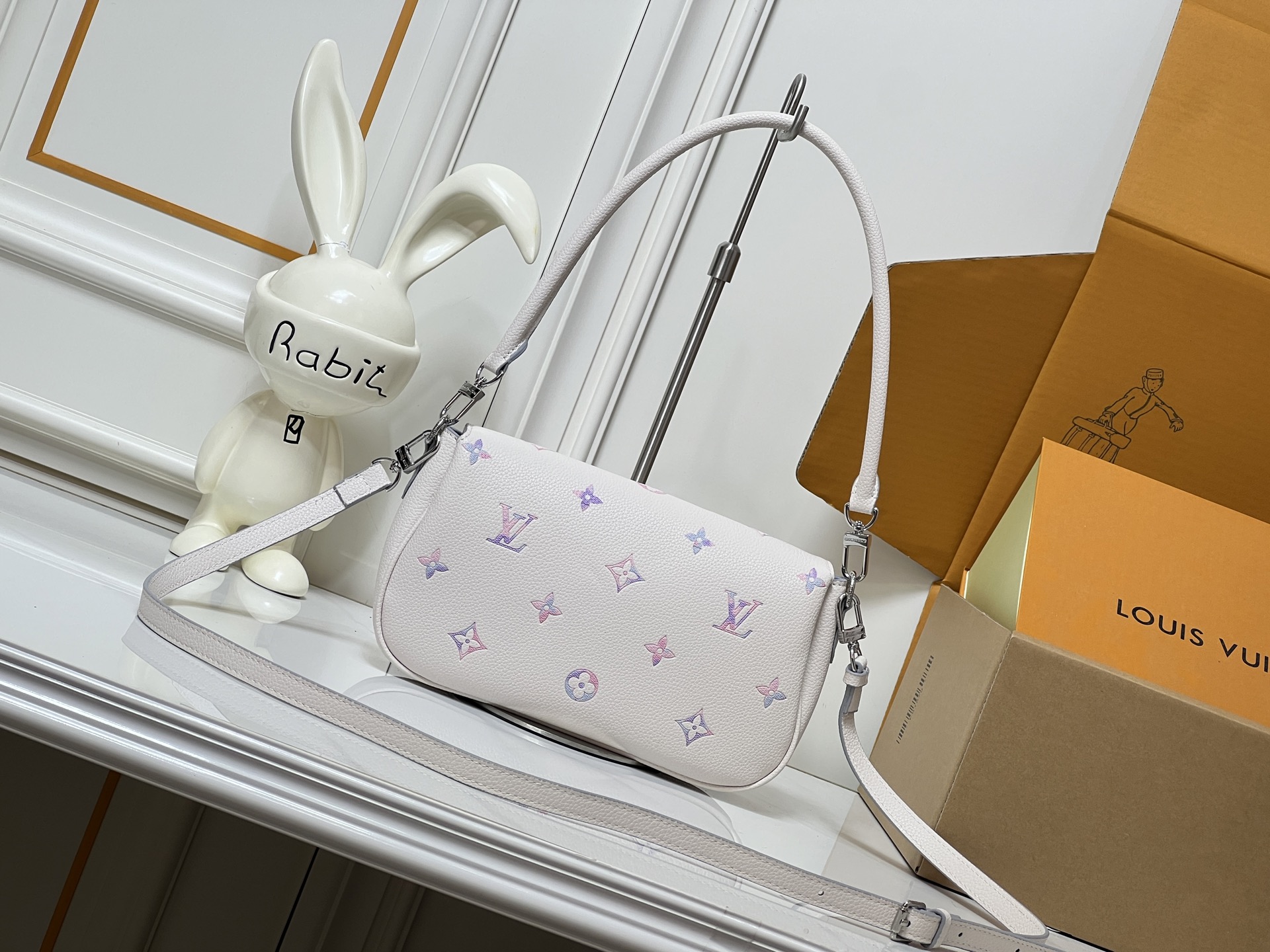 Cheap Louis Vuitton Handbags in 226999, $50 USD- [IB226999] - Replica Louis Vuitton Handbags