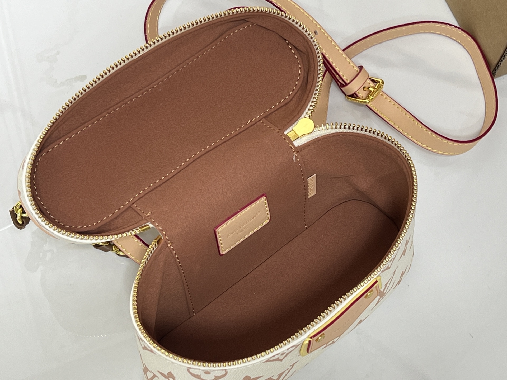 Cheap Louis Vuitton Handbags in 227004, $50 USD- [IB227004] - Replica Louis Vuitton Handbags