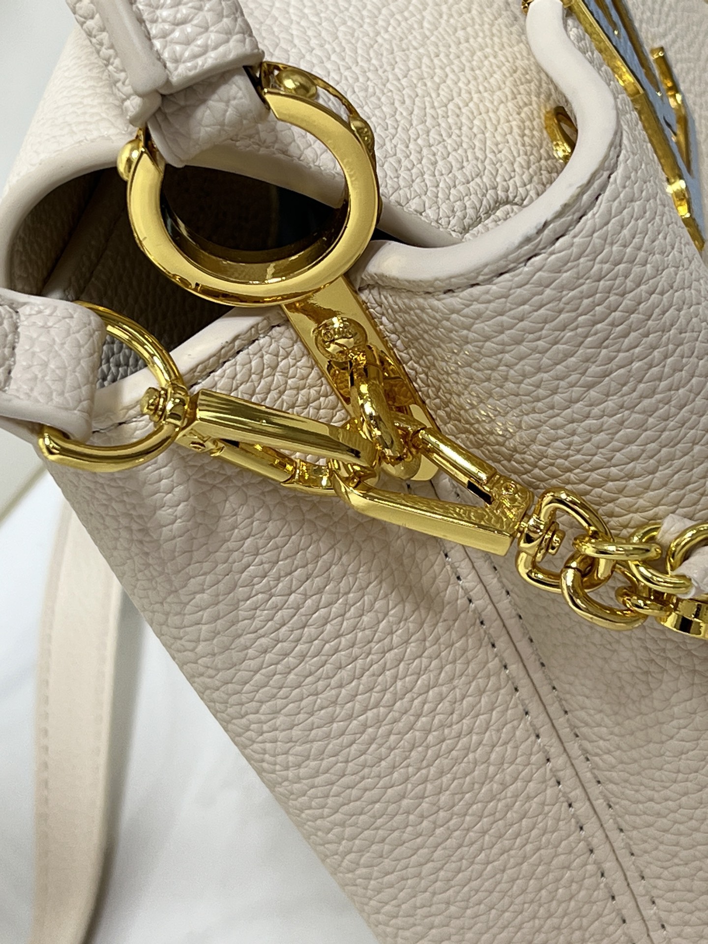 Cheap Louis Vuitton AAA Quality Handbags in 227009, $95 USD- [IB227009] - Replica Louis Vuitton AAA Quality Handbags
