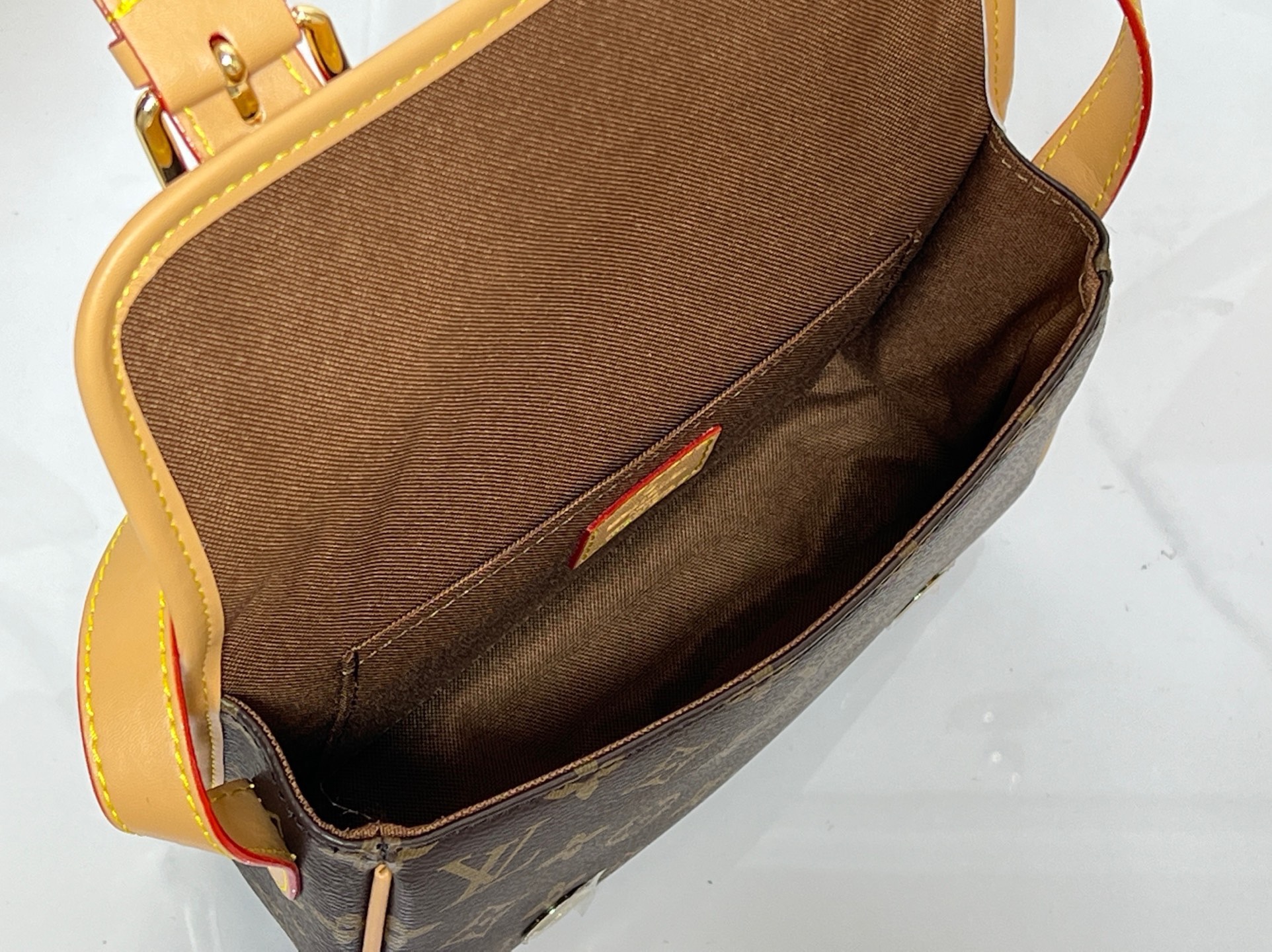 Cheap Louis Vuitton AAA Mini Shoulder Bags in 227017, $95 USD- [IB227017] - Replica Louis Vuitton AAA Mini Shoulder Bags