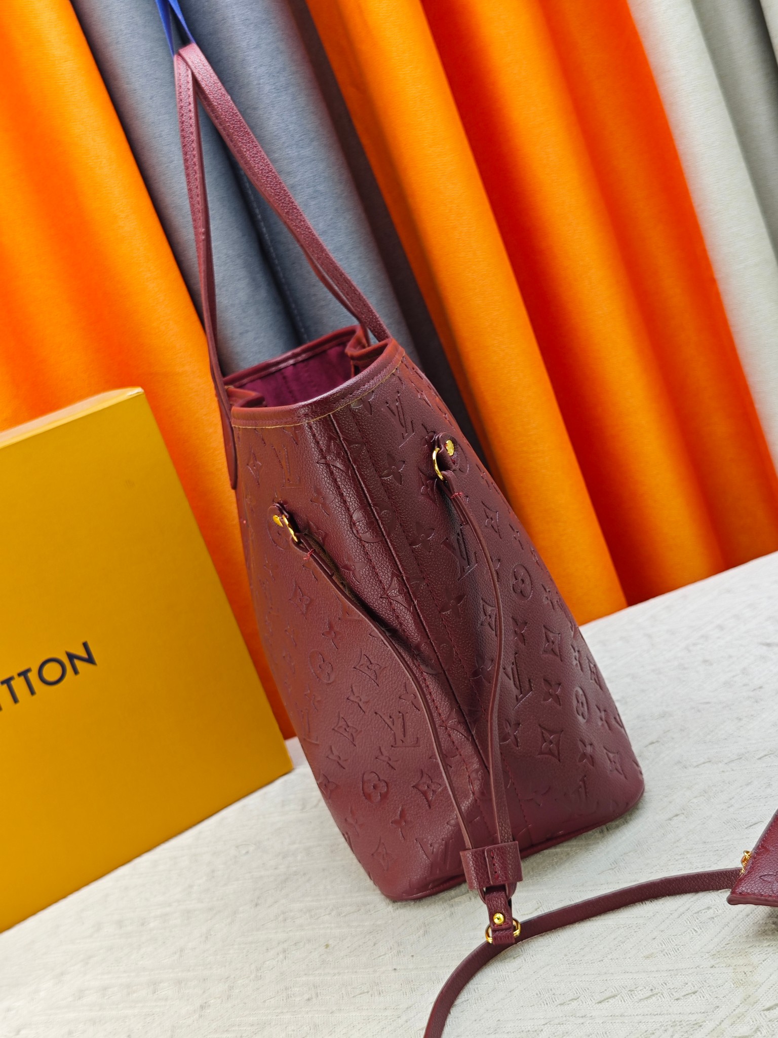 Cheap Louis Vuitton AAA Quality Handbags in 227022, $145 USD- [IB227022] - Replica Louis Vuitton AAA Quality Handbags