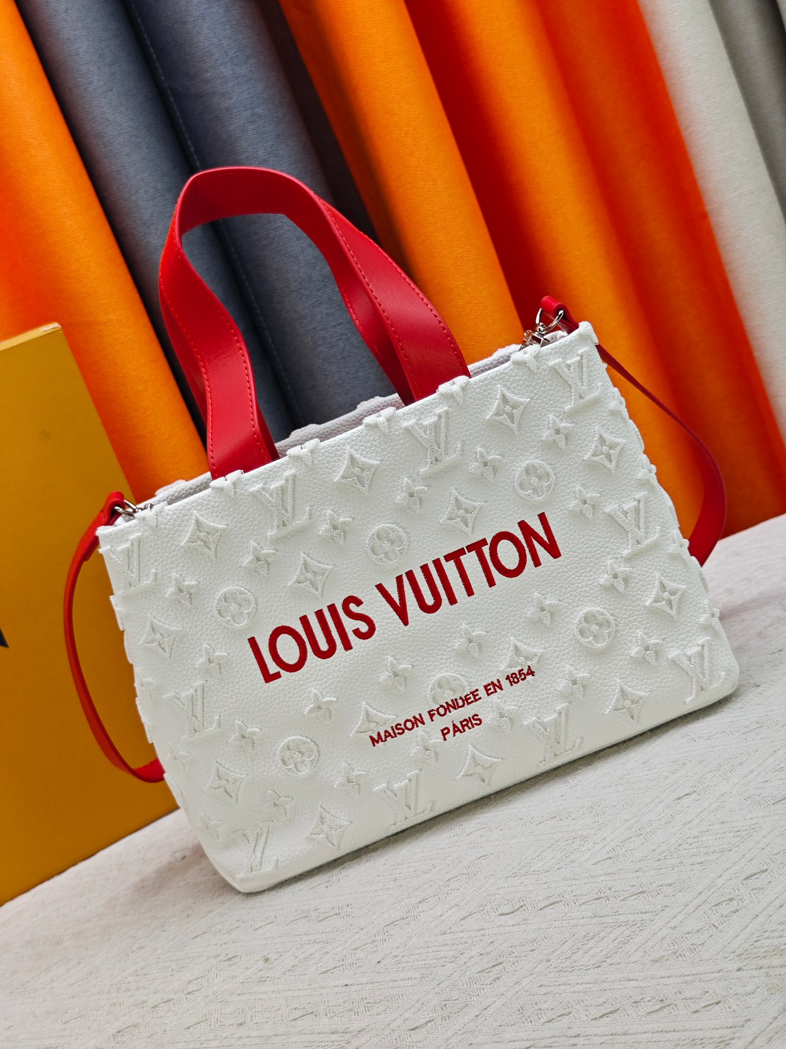 Cheap Louis Vuitton AAA Quality Handbags in 227030, $105 USD- [IB227030] - Replica Louis Vuitton AAA Quality Handbags