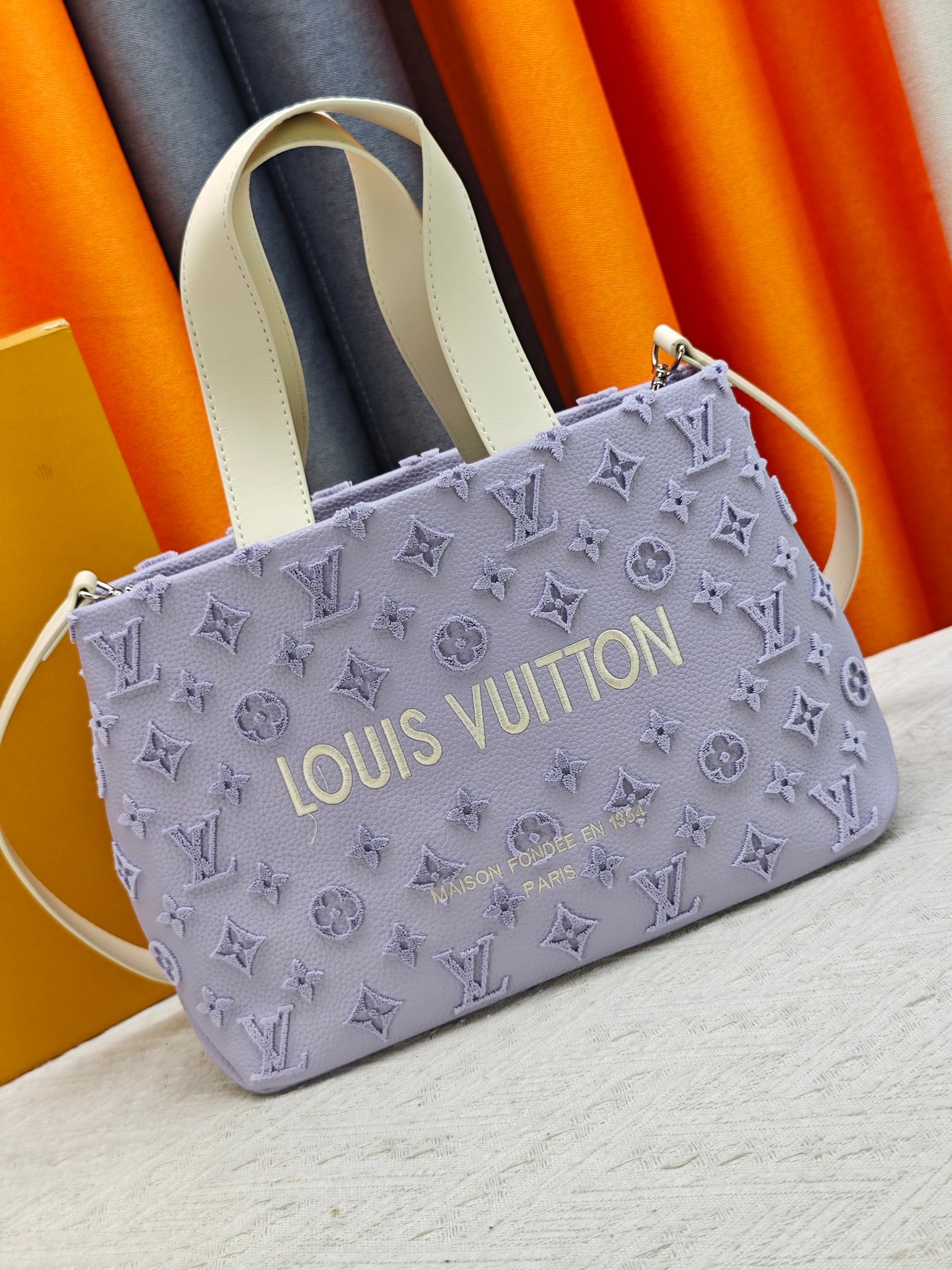Cheap Louis Vuitton AAA Quality Handbags in 227035, $105 USD- [IB227035] - Replica Louis Vuitton AAA Quality Handbags
