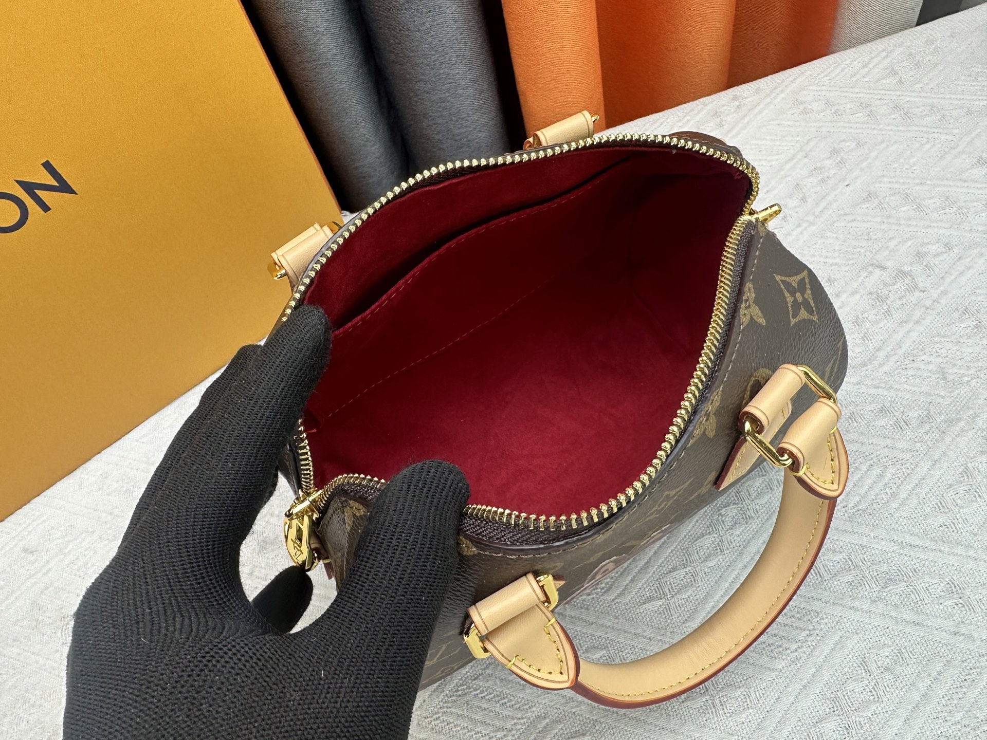 Cheap Louis Vuitton AAA Quality Handbags in 227037, $95 USD- [IB227037] - Replica Louis Vuitton AAA Quality Handbags
