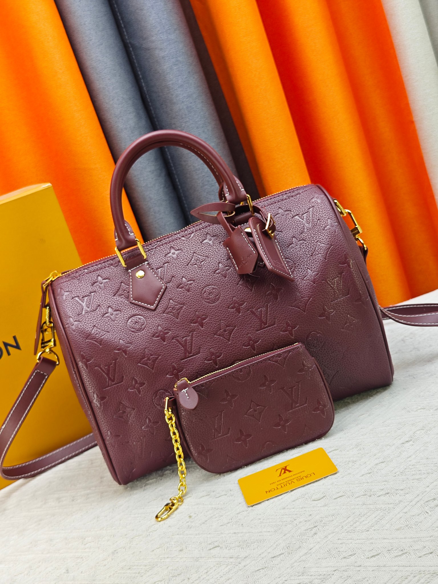 Cheap Louis Vuitton AAA Quality Handbags in 227038, $110 USD- [IB227038] - Replica Louis Vuitton AAA Quality Handbags