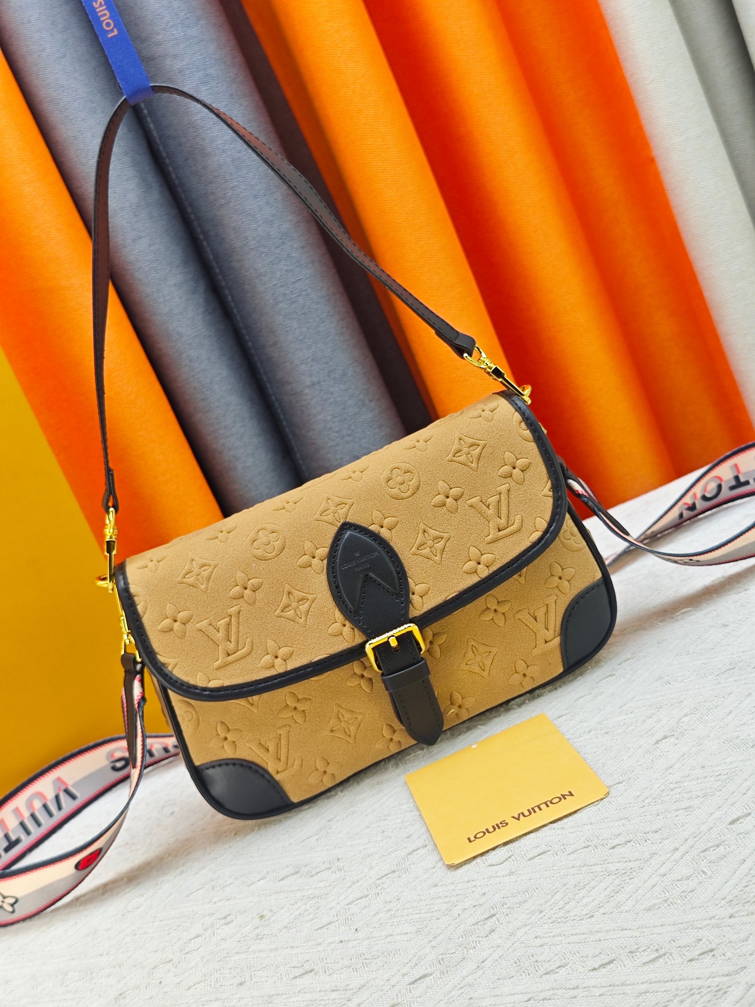 Cheap Louis Vuitton AAA Quality Handbags in 227039, $95 USD- [IB227039] - Replica Louis Vuitton AAA Quality Handbags